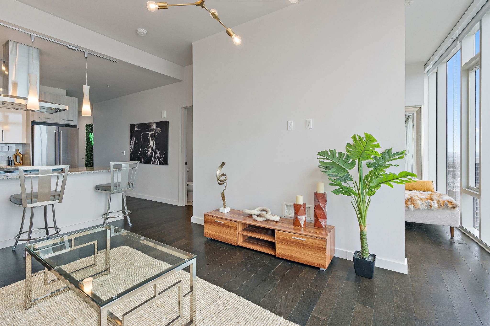 515 Church St Unit: 4211