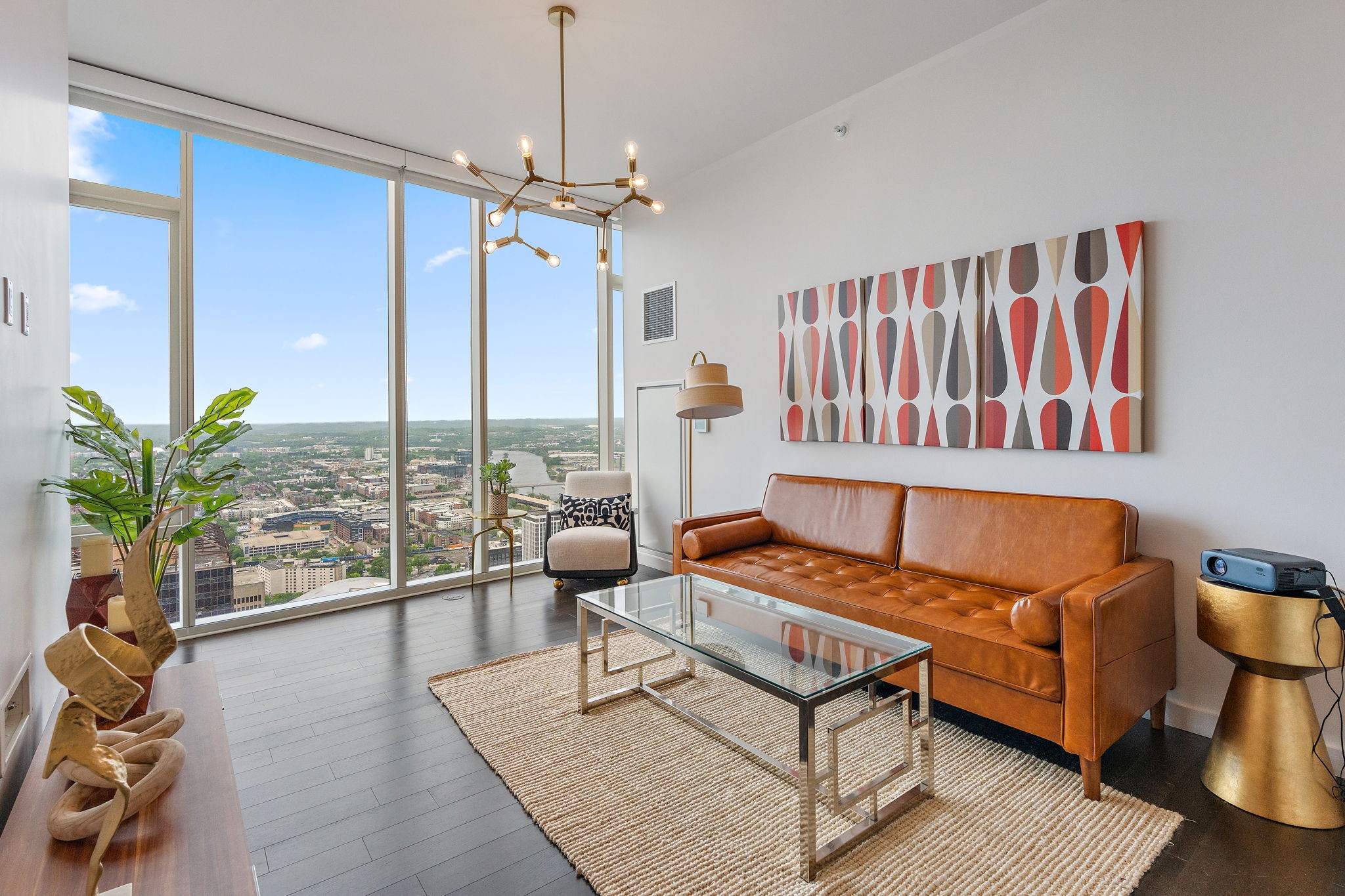 515 Church St Unit: 4211