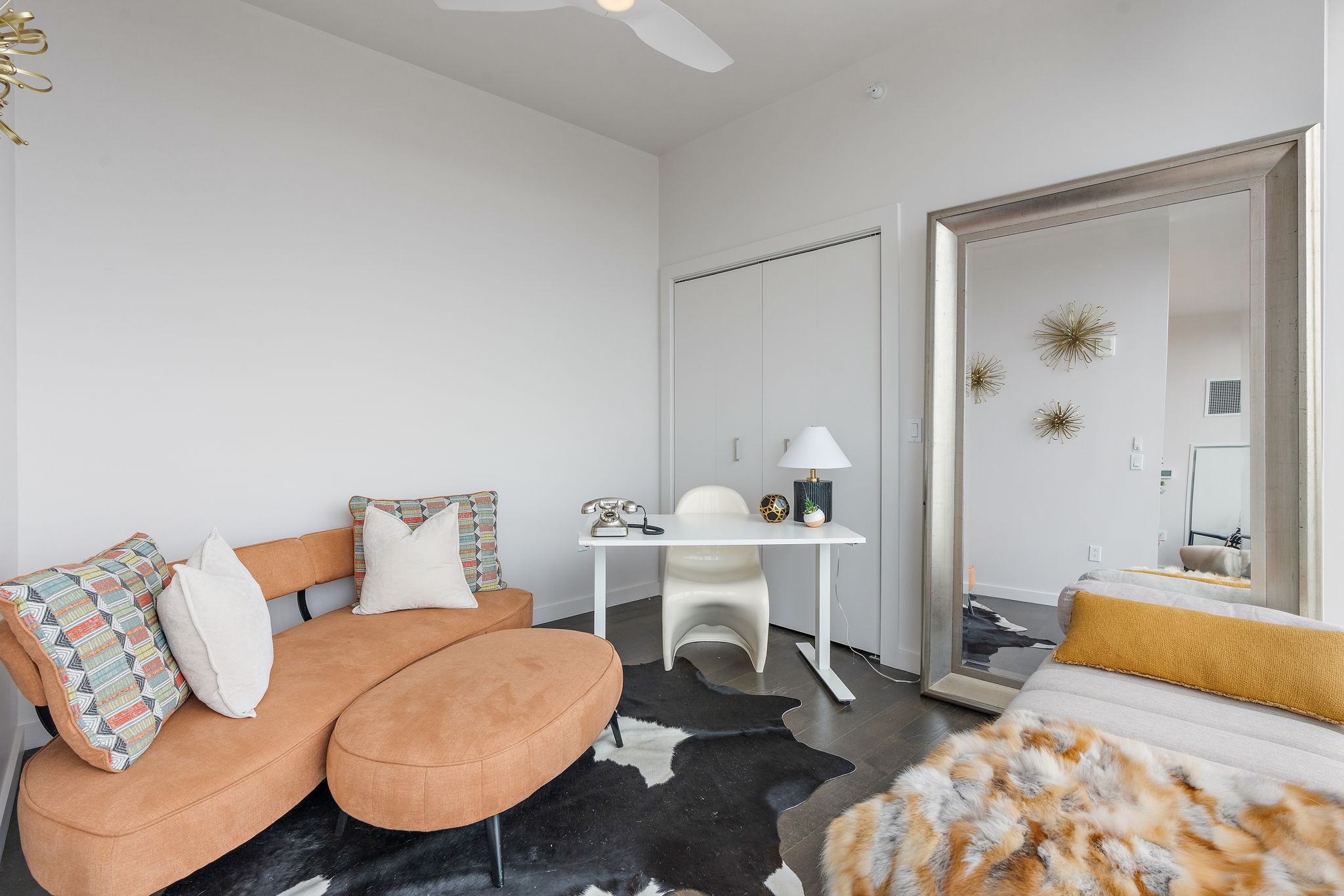 515 Church St Unit: 4211
