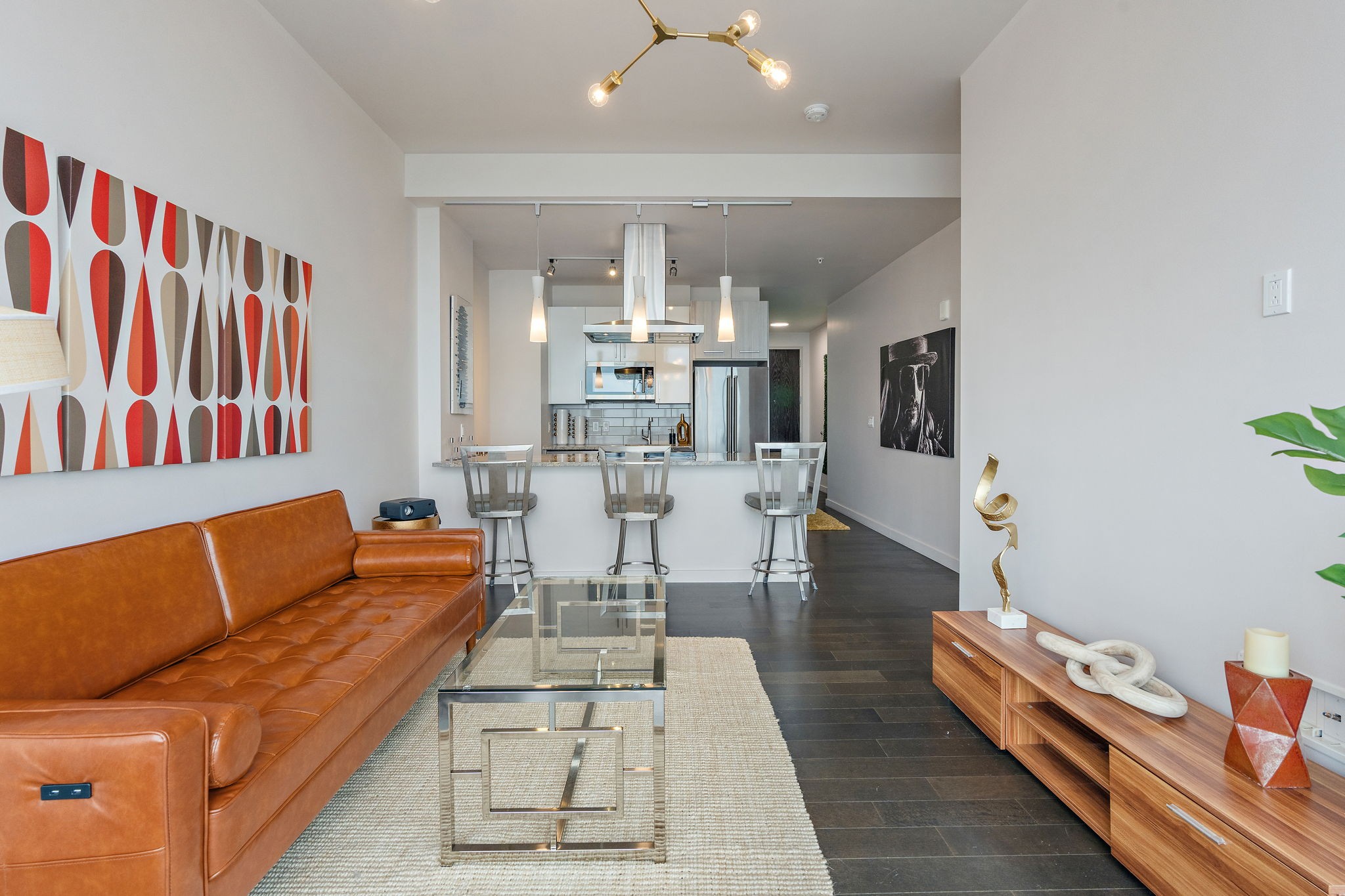 515 Church St Unit: 4211