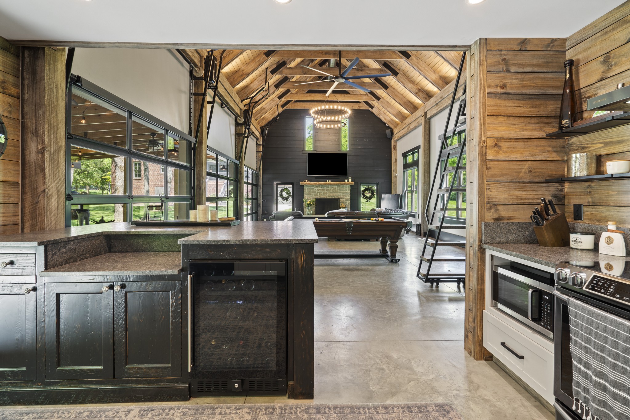 1215 Mary Helen Drive