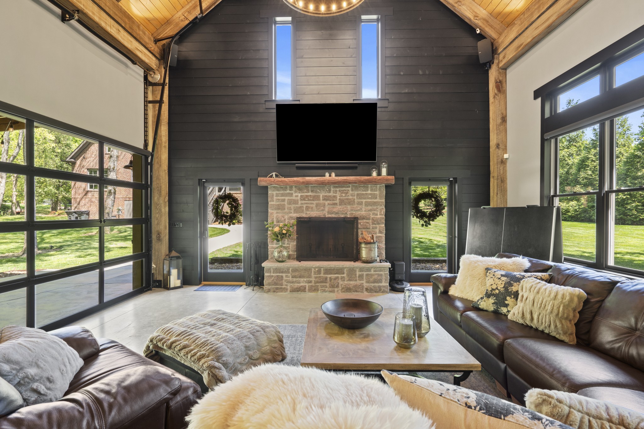 1215 Mary Helen Drive