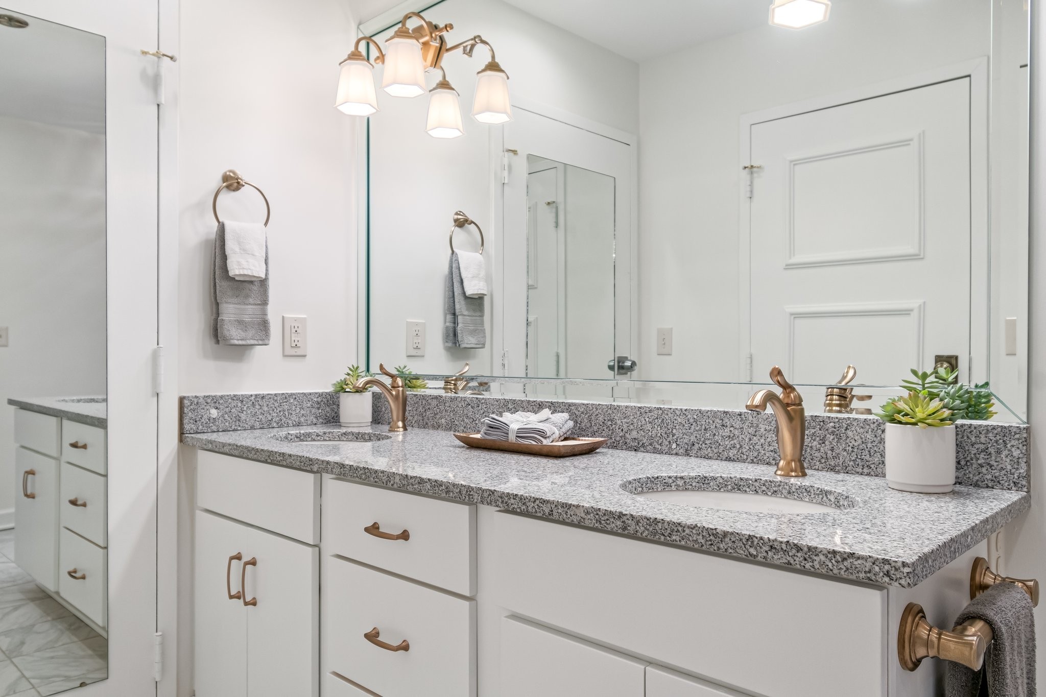 105 Leake Ave Unit: 30
