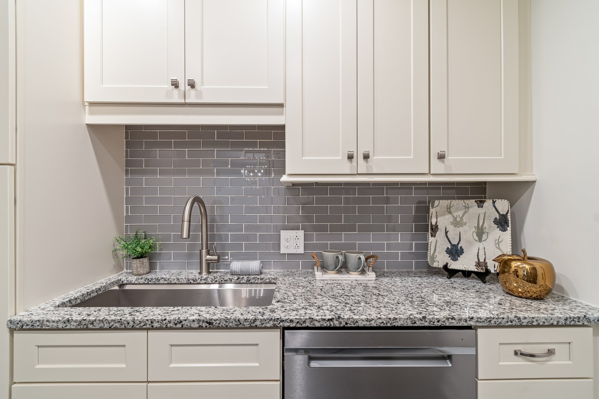 105 Leake Ave Unit: 30
