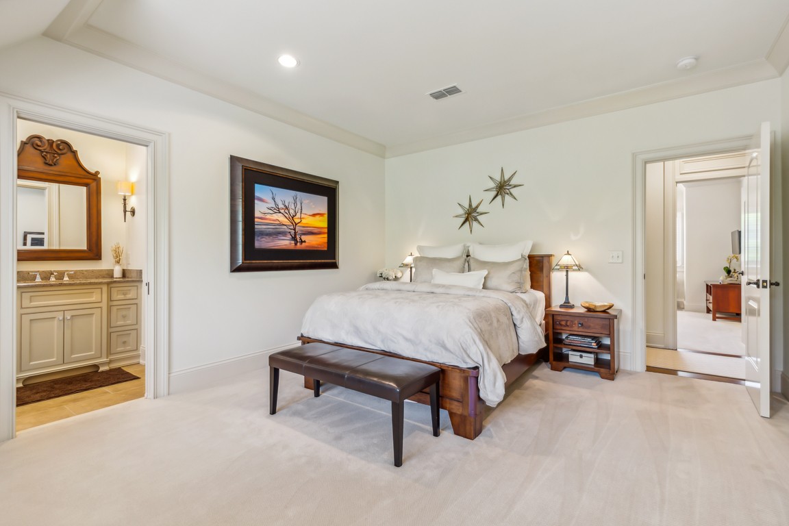 2310 Hemingway Dr