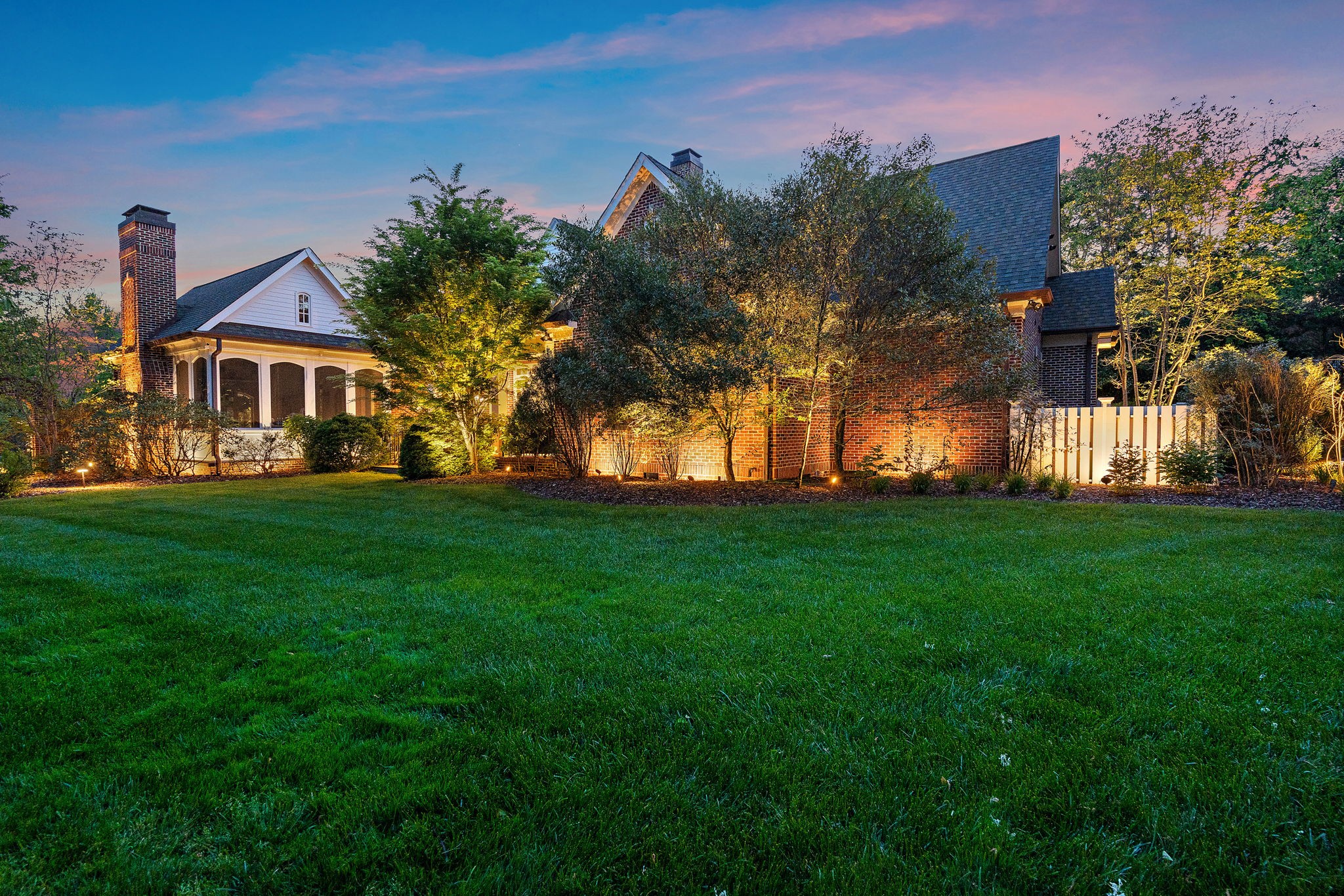 2310 Hemingway Dr