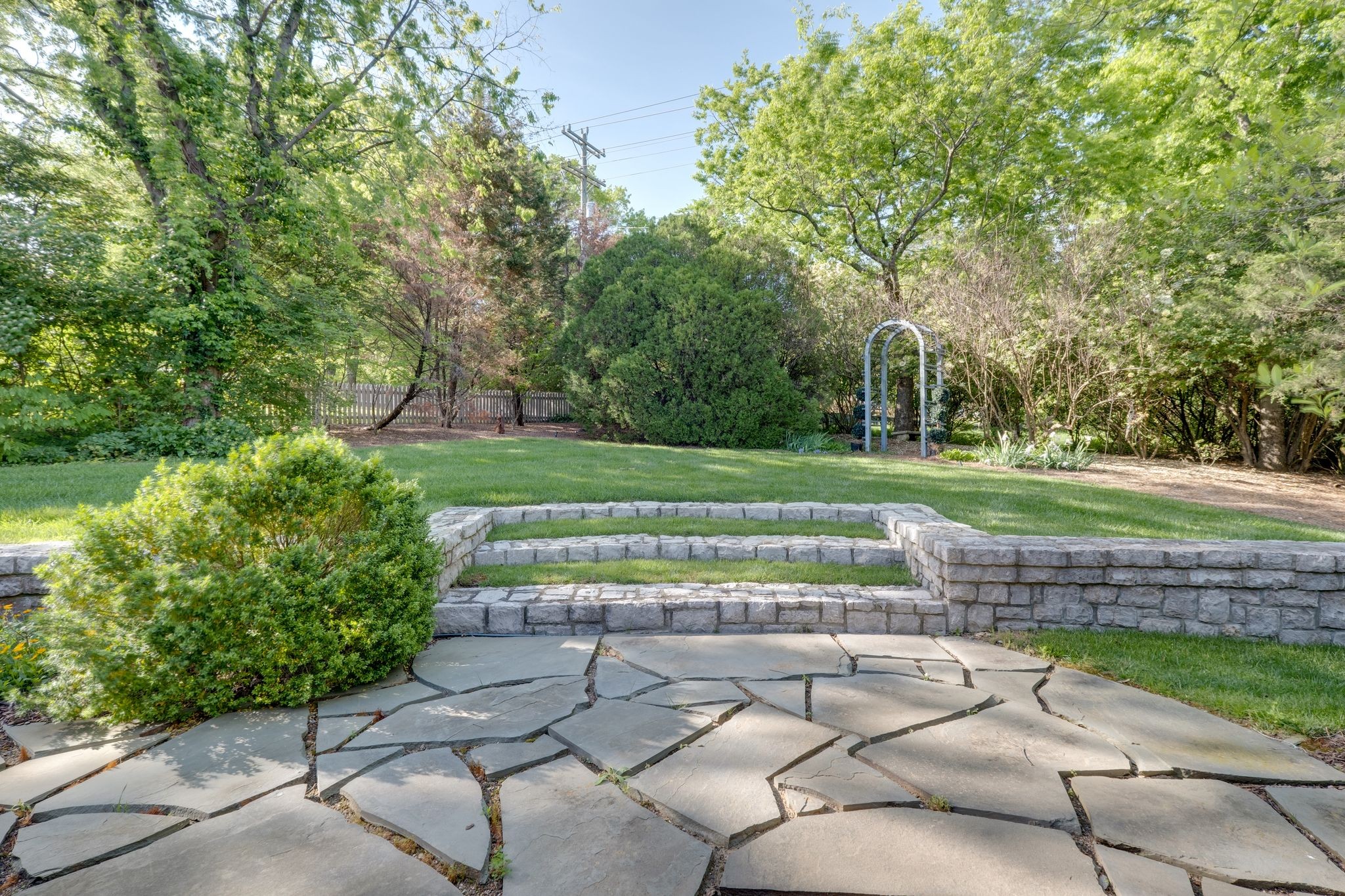 2310 Hemingway Dr