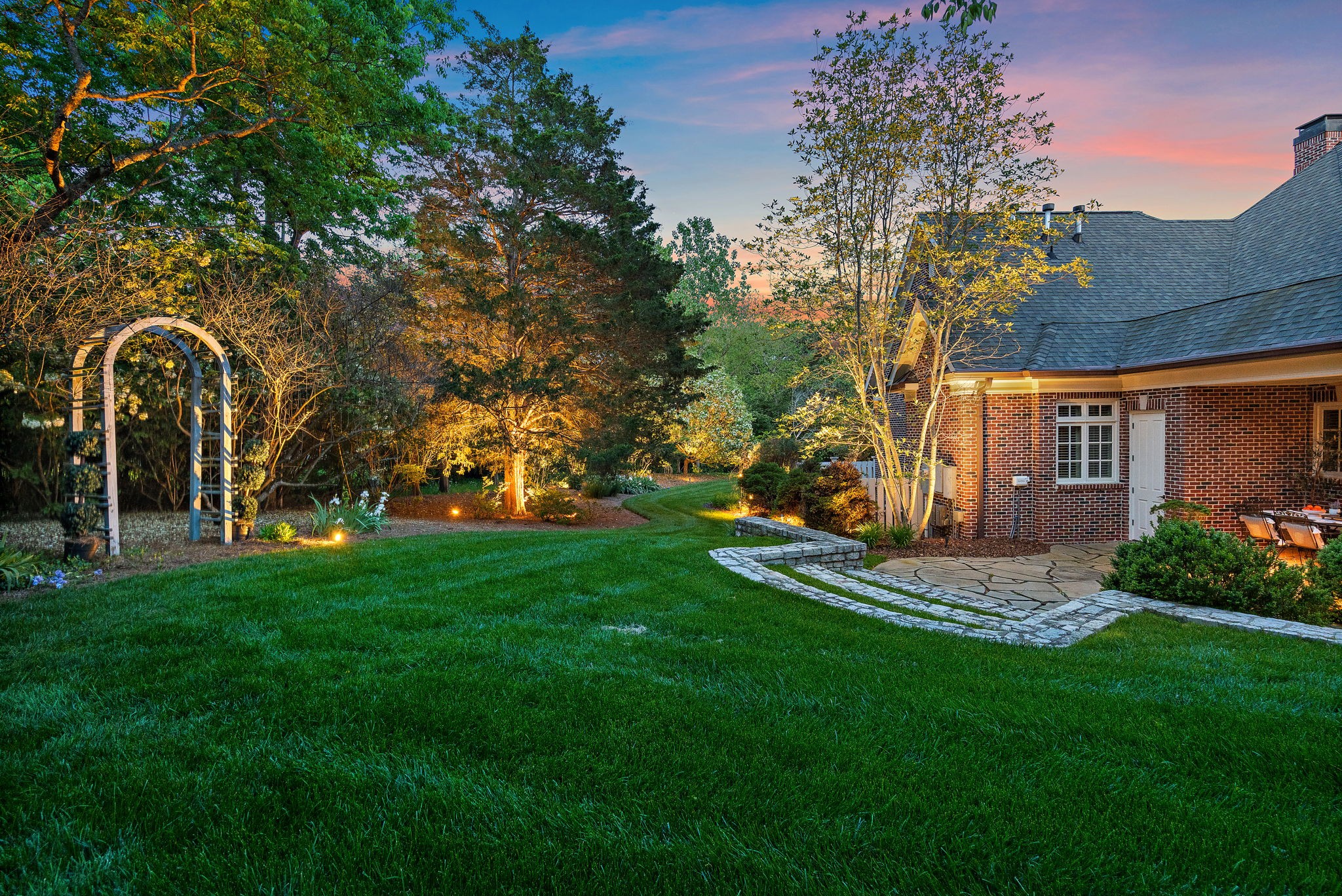 2310 Hemingway Dr