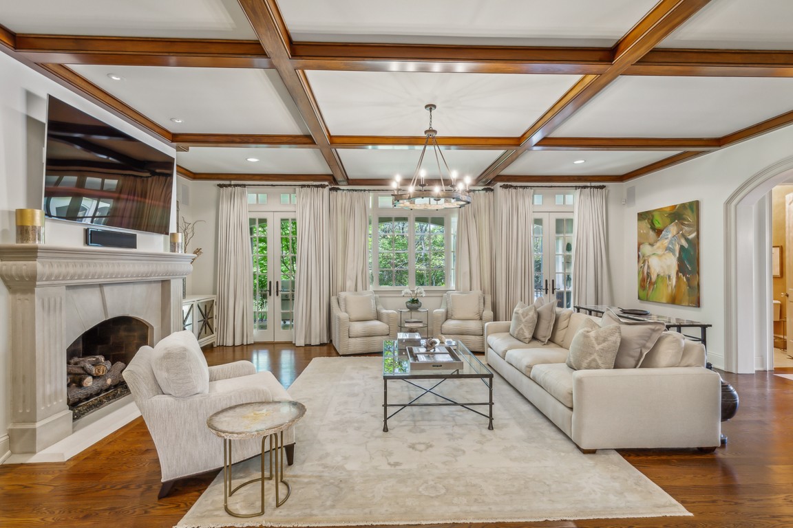 2310 Hemingway Dr