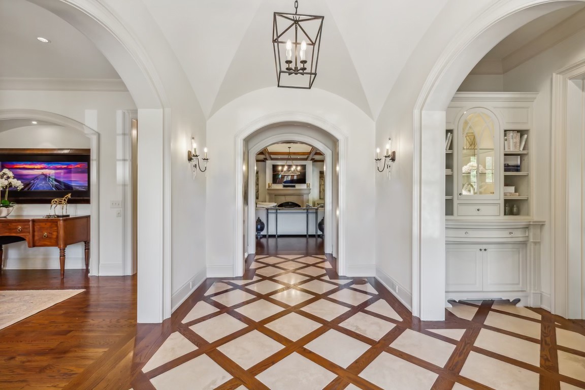 2310 Hemingway Dr