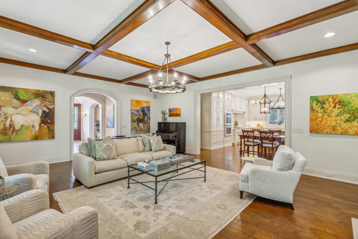 2310 Hemingway Dr