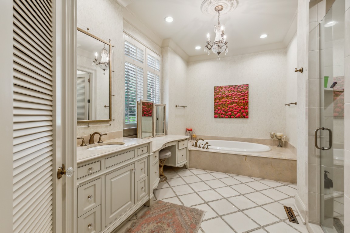 2310 Hemingway Dr