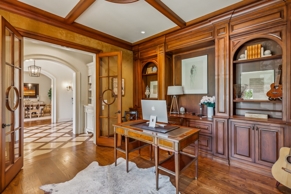 2310 Hemingway Dr