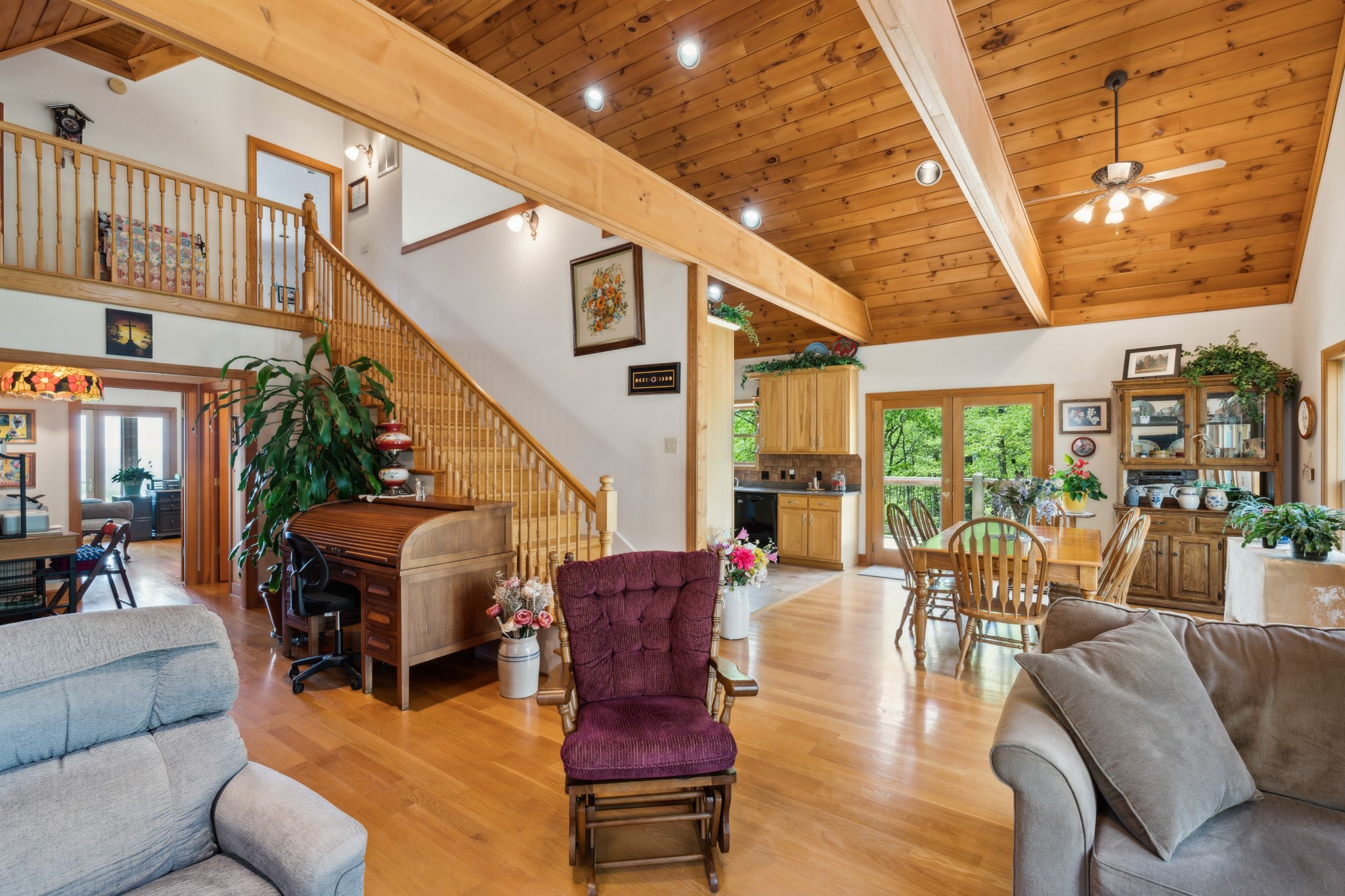 2063 Laurel Lake Dr