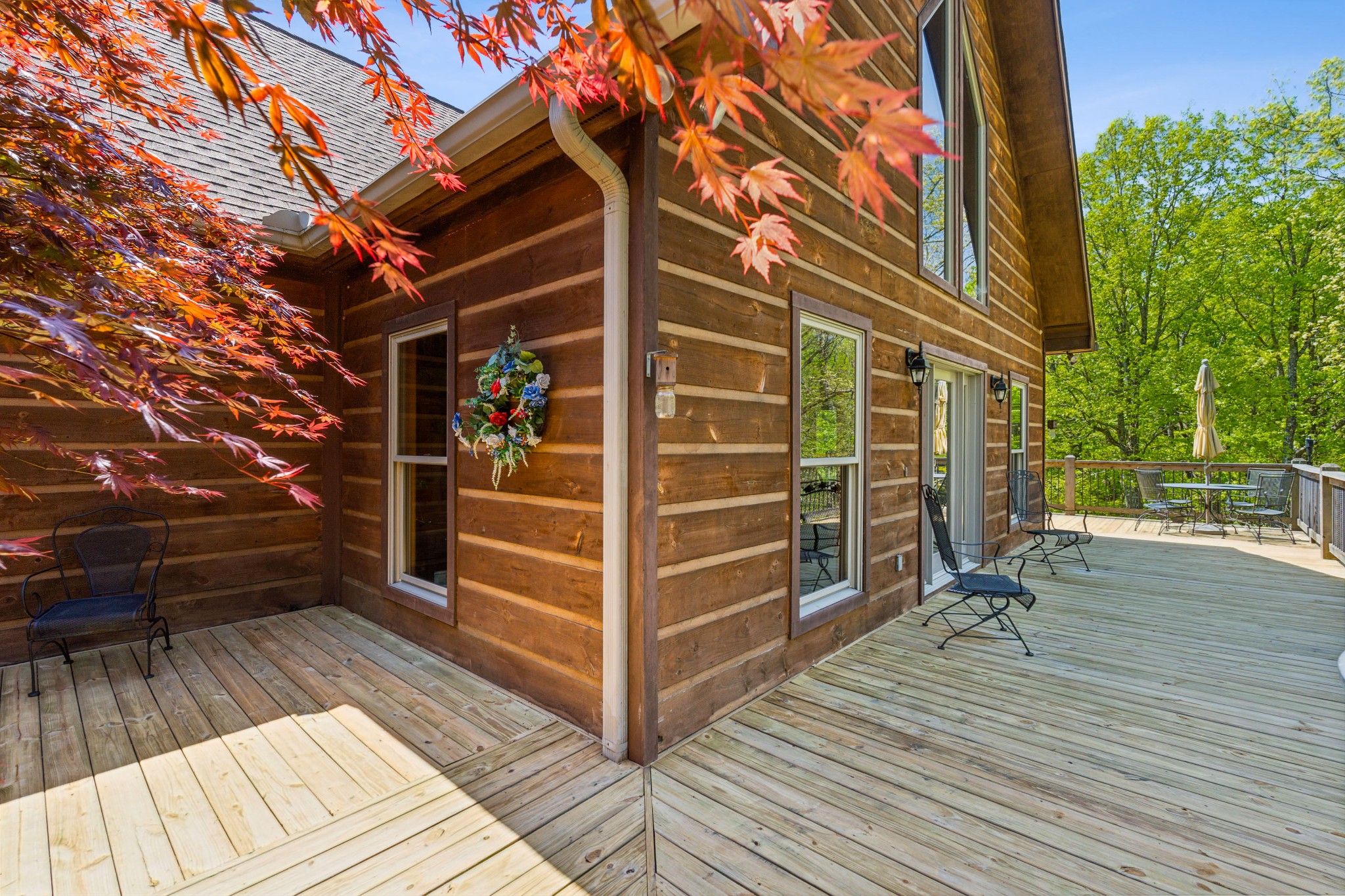 2063 Laurel Lake Dr