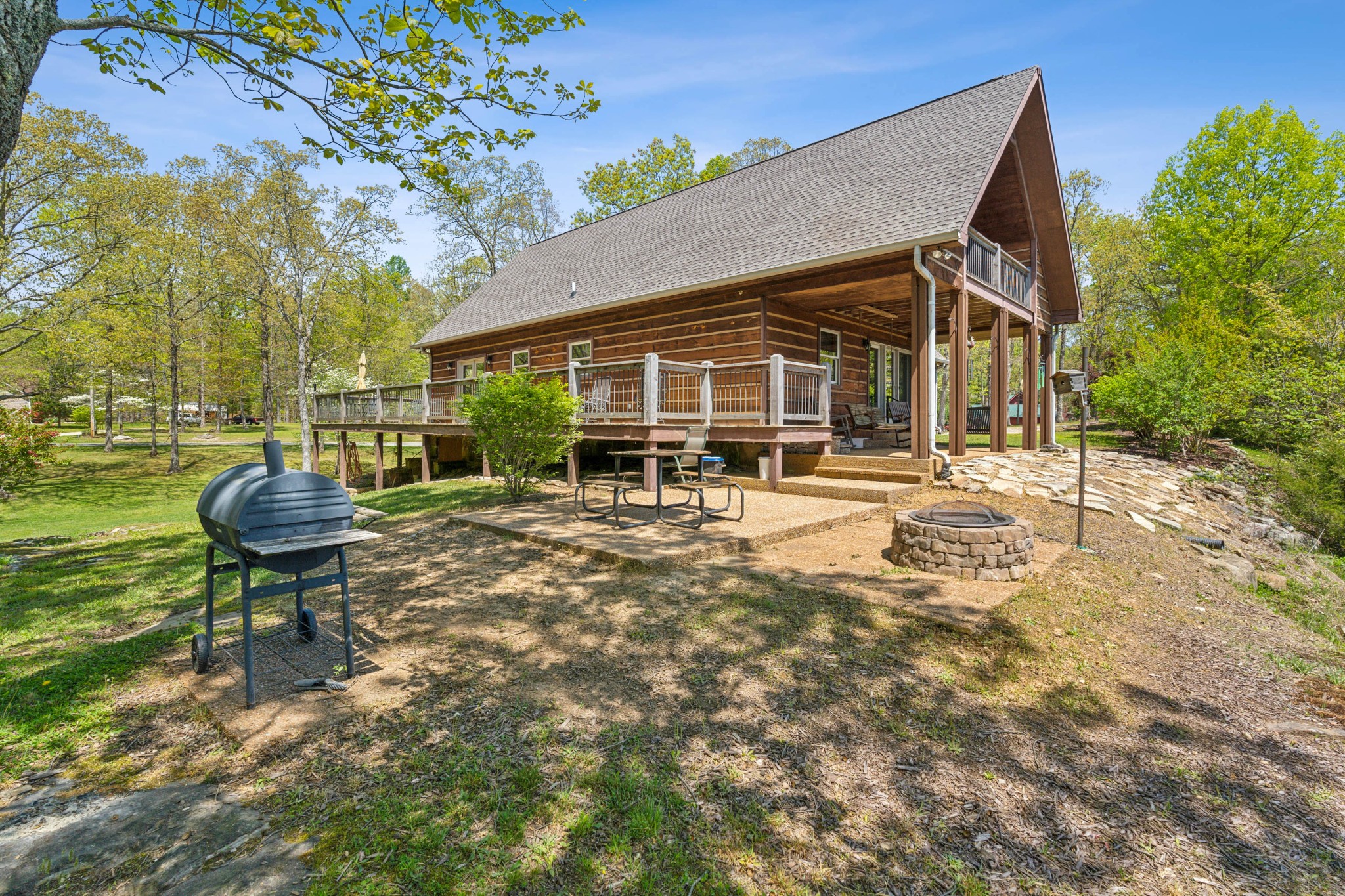 2063 Laurel Lake Dr