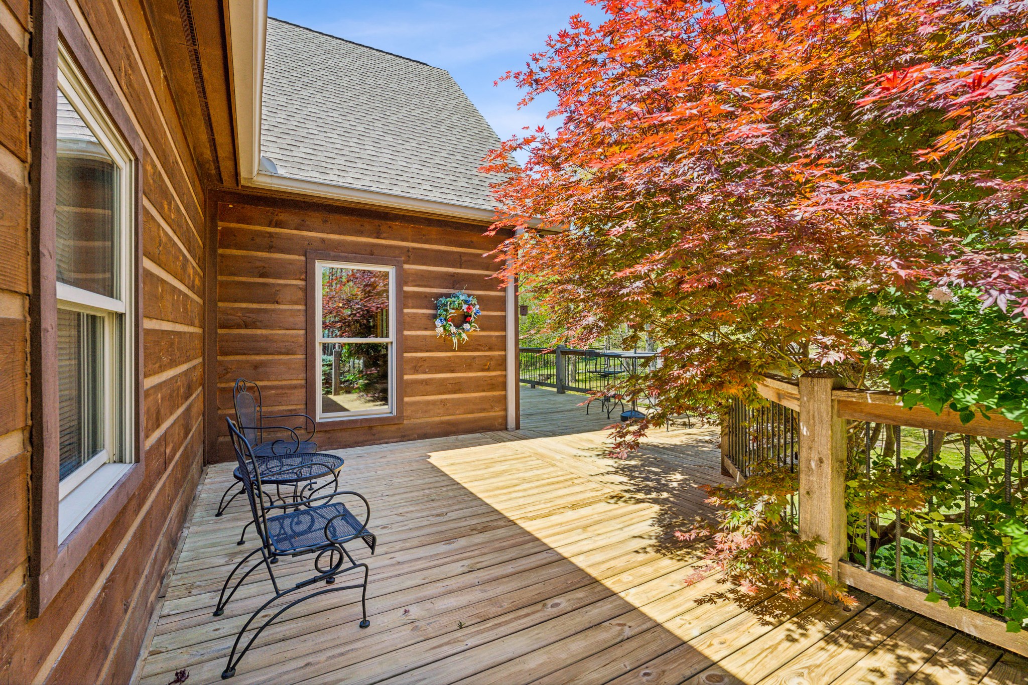 2063 Laurel Lake Dr