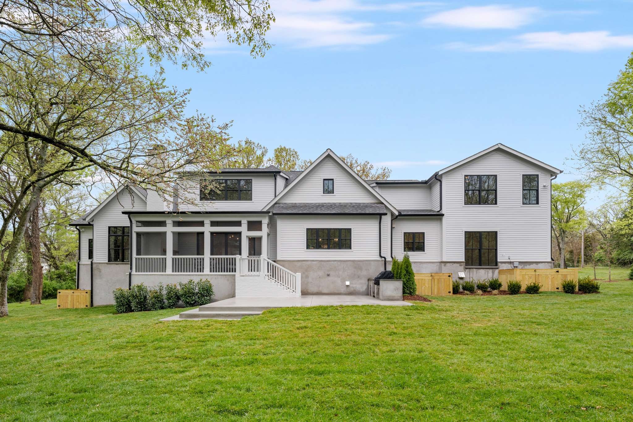 1129 Sewanee Rd