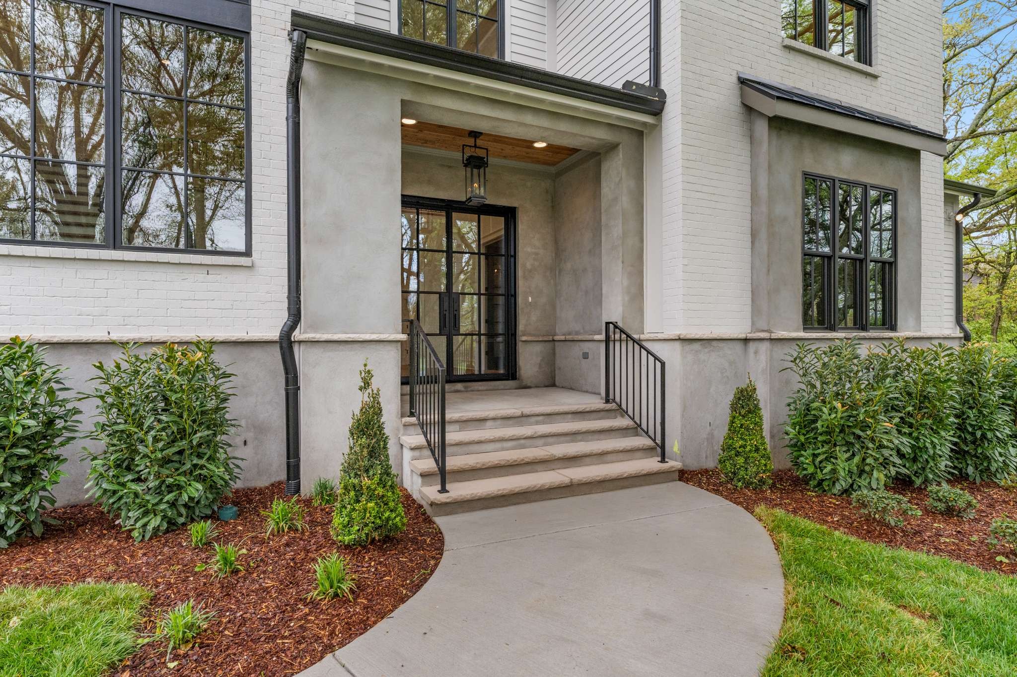 1129 Sewanee Rd