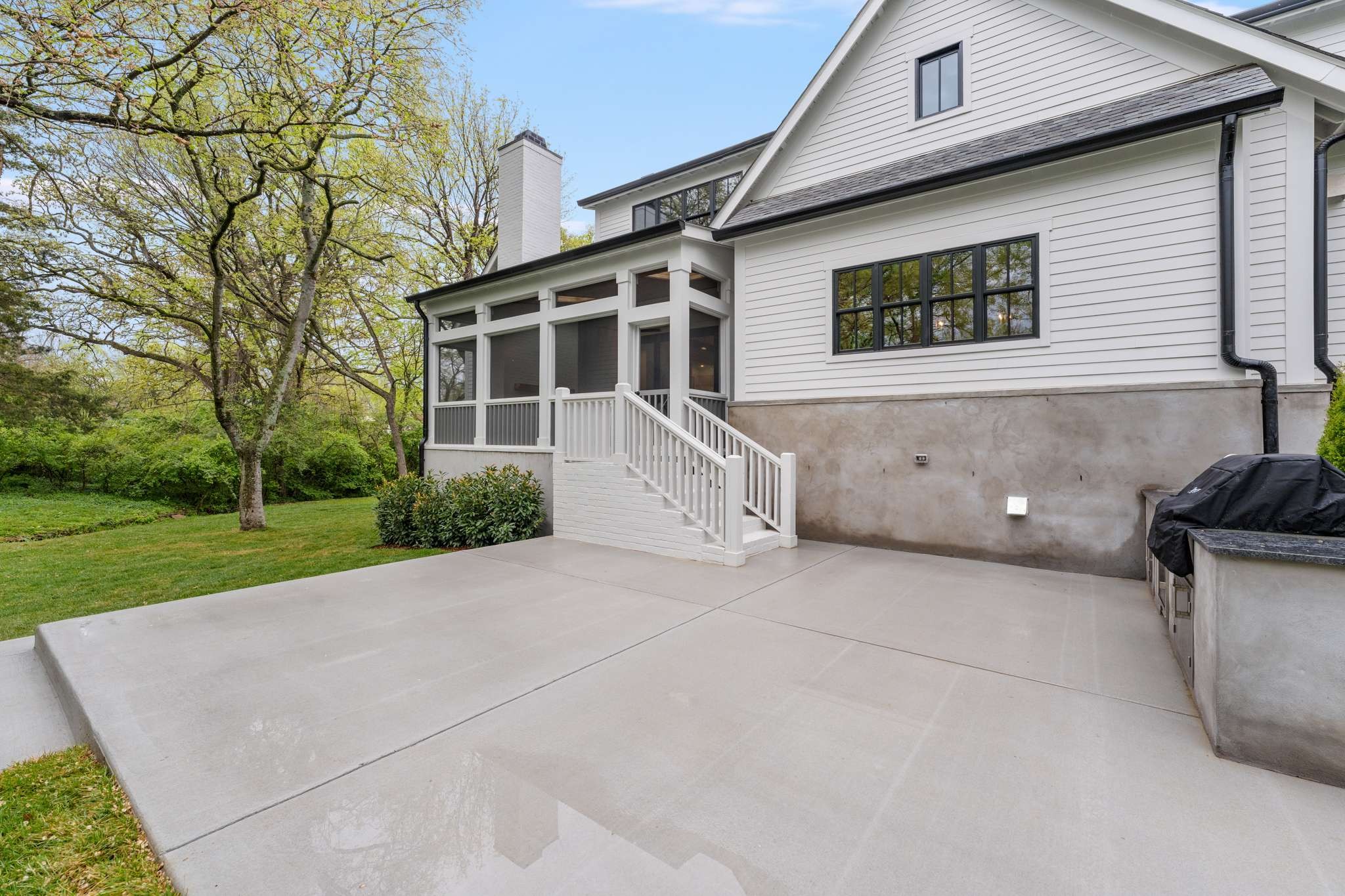 1129 Sewanee Rd