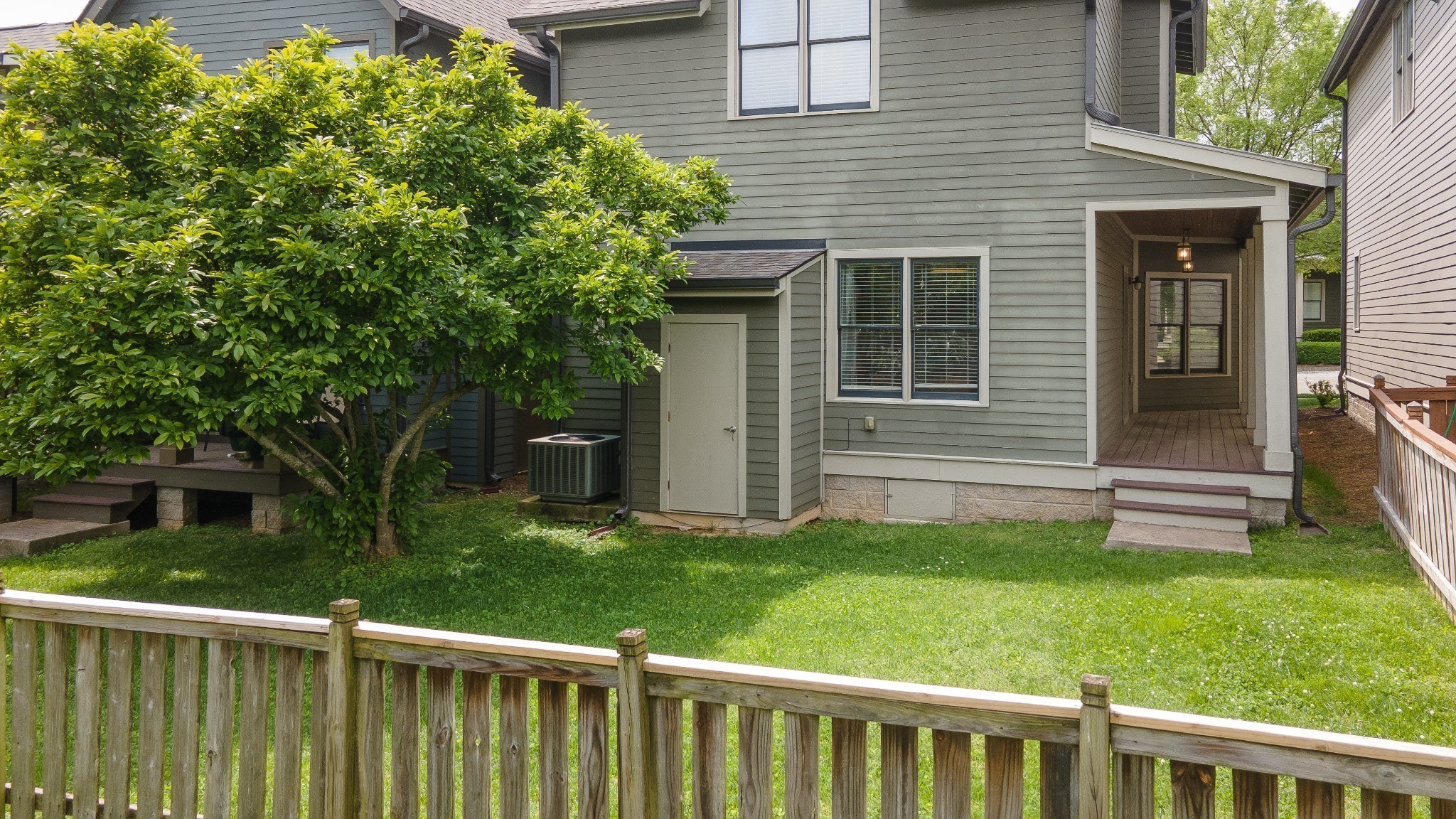 328 Sylvan Park Ln