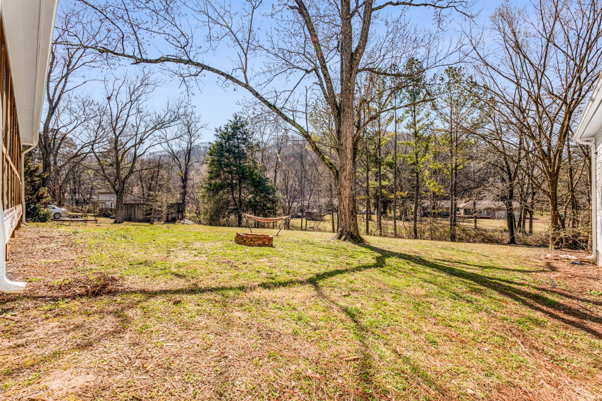 6335 Mapledale Ln