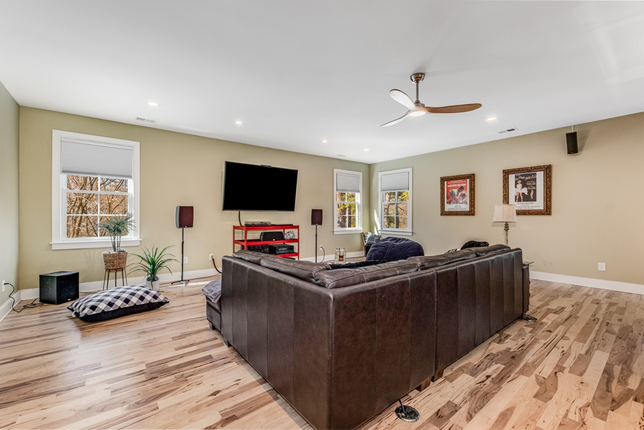 6335 Mapledale Ln