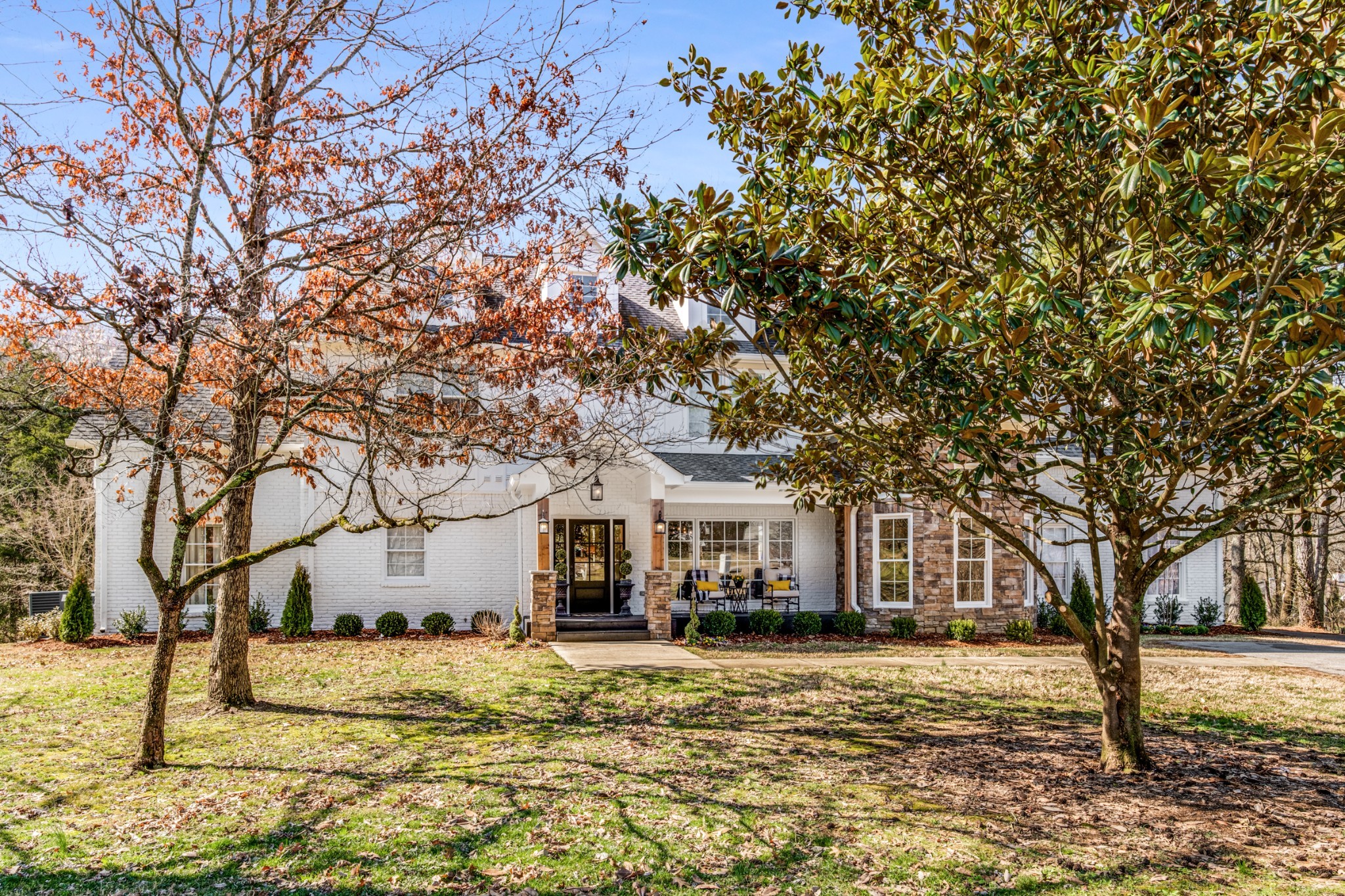 6335 Mapledale Ln