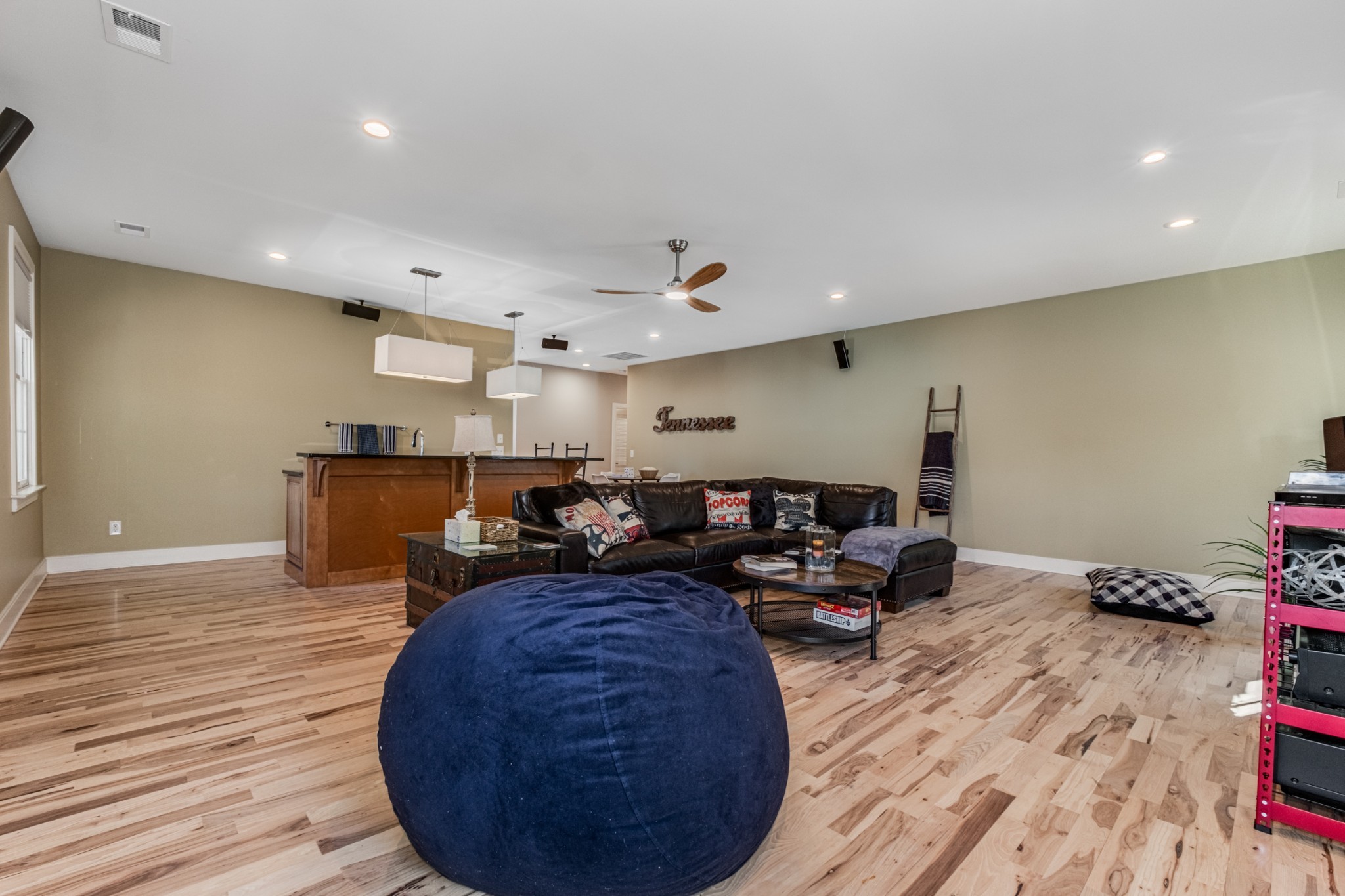 6335 Mapledale Ln