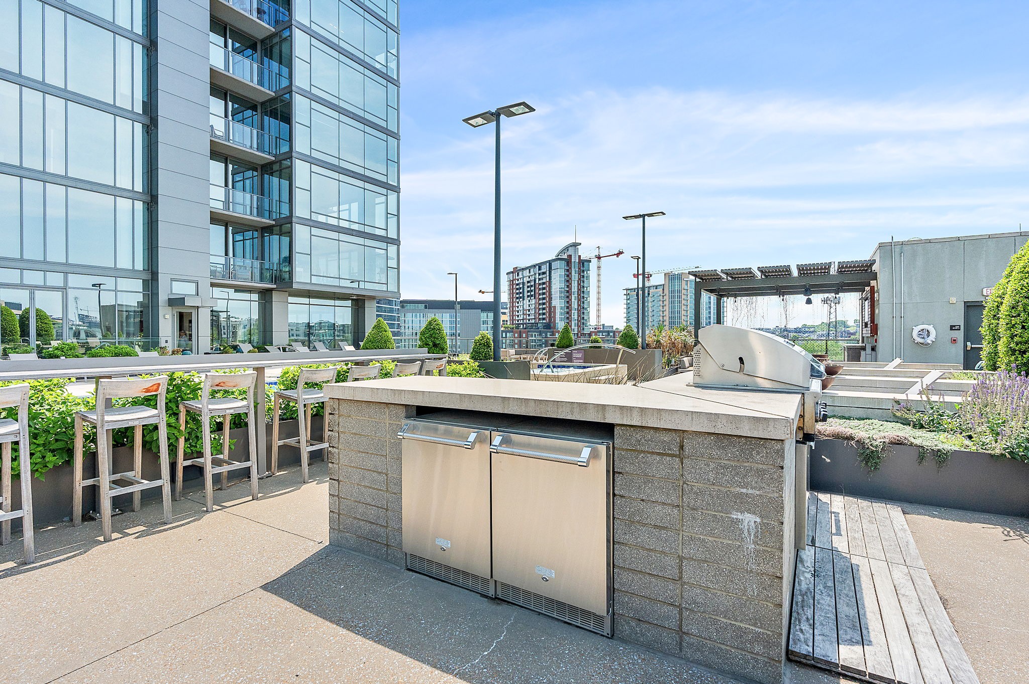 1212 Laurel St Unit: 301