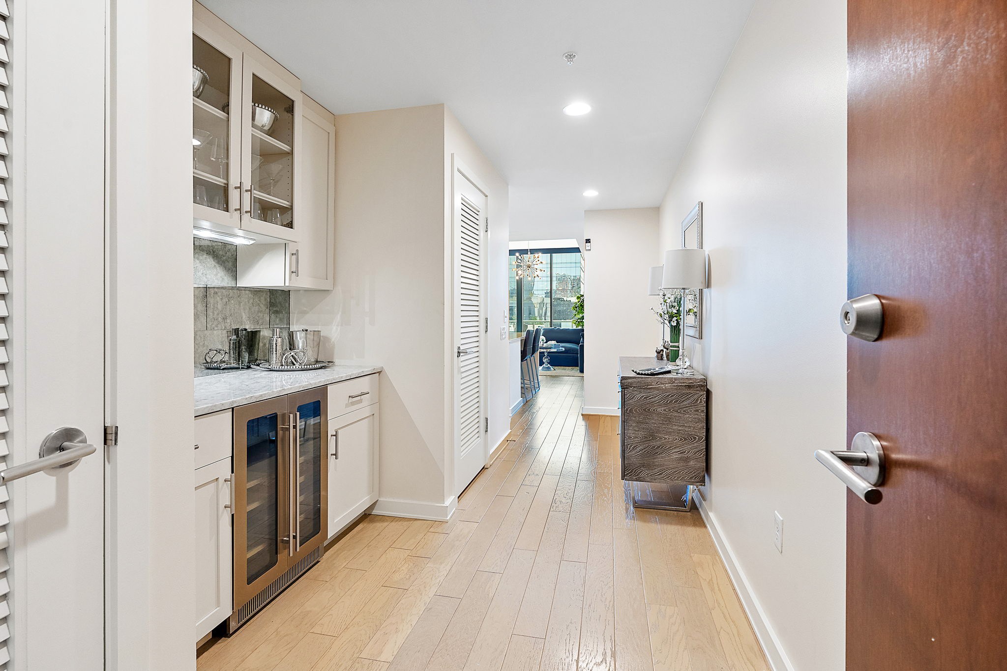 1212 Laurel St Unit: 301