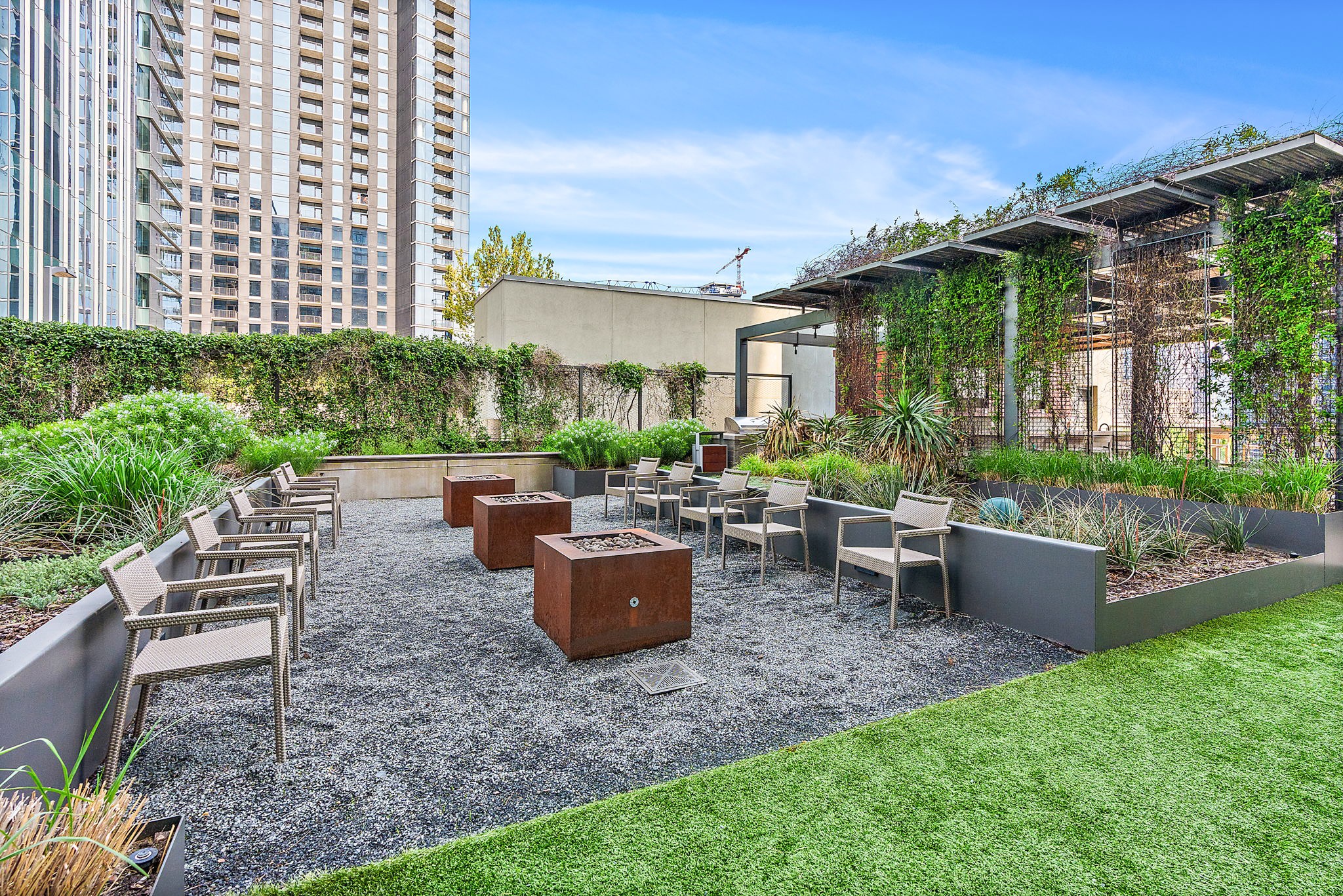 1212 Laurel St Unit: 301