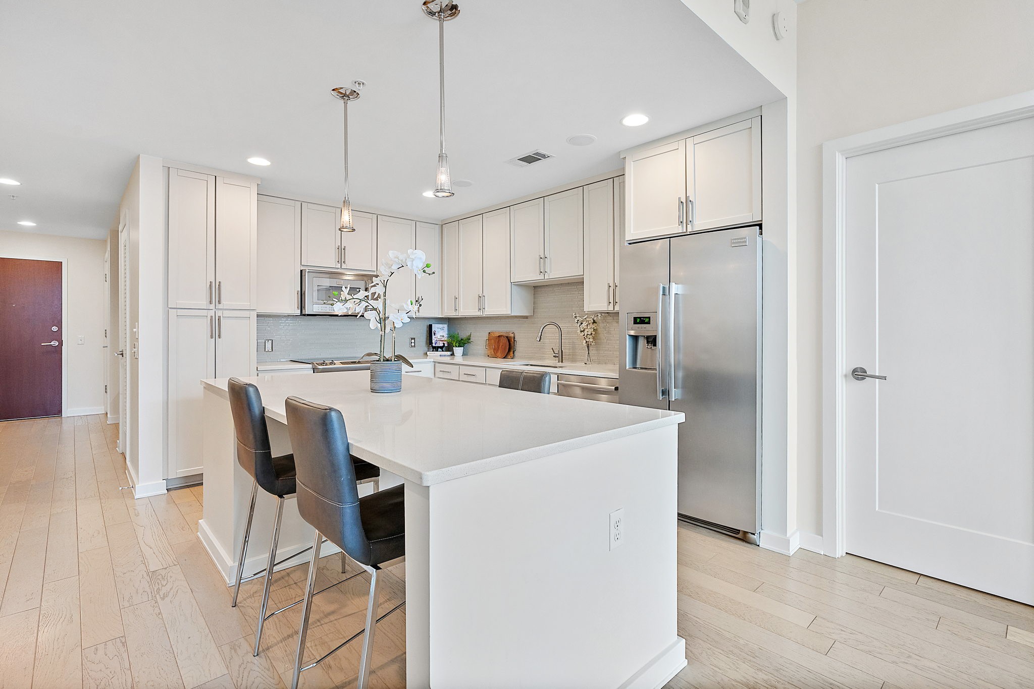 1212 Laurel St Unit: 301