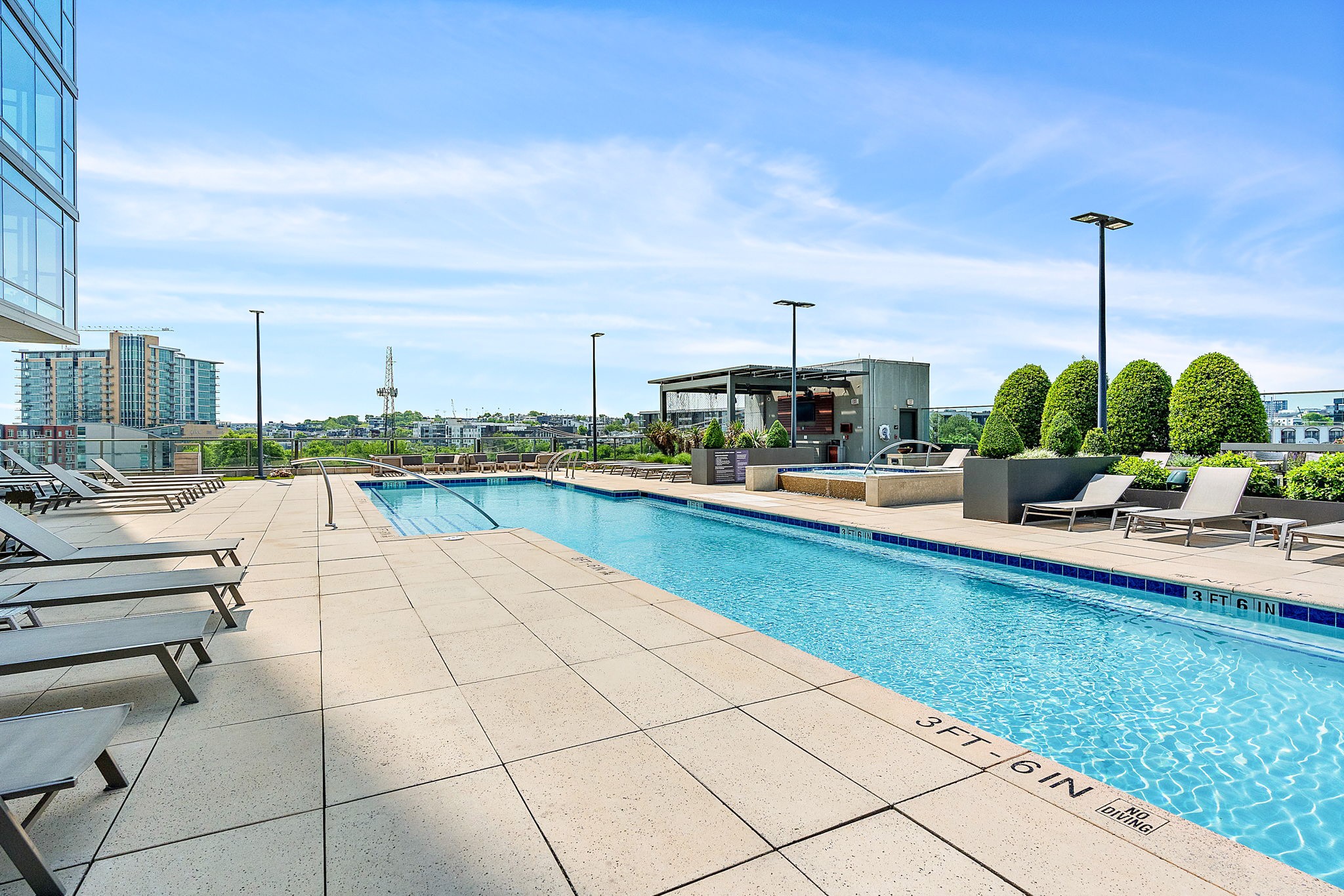 1212 Laurel St Unit: 301