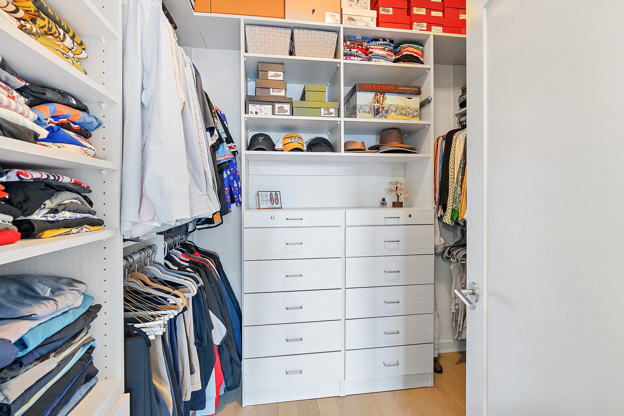 1212 Laurel St Unit: 301