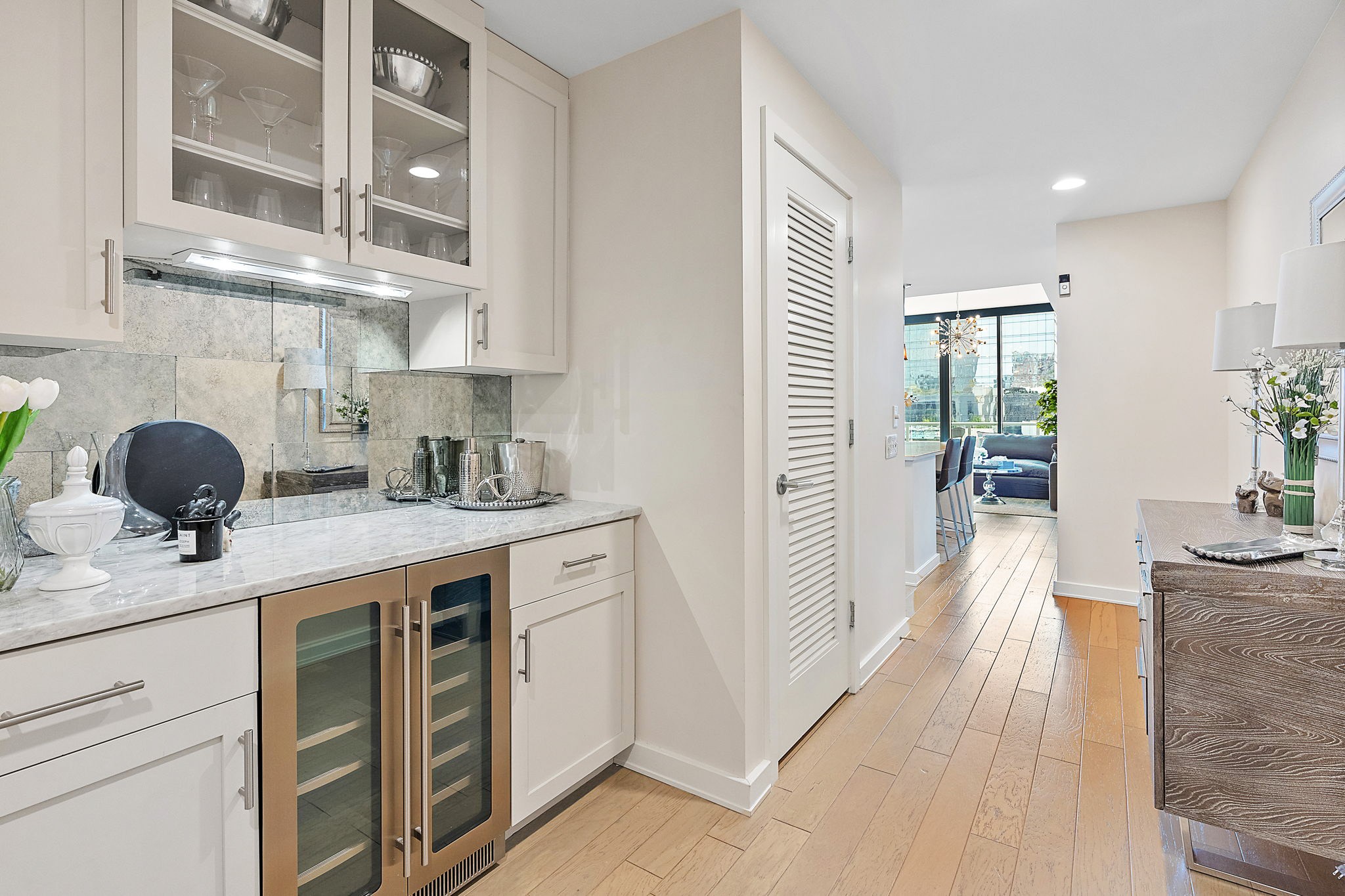 1212 Laurel St Unit: 301
