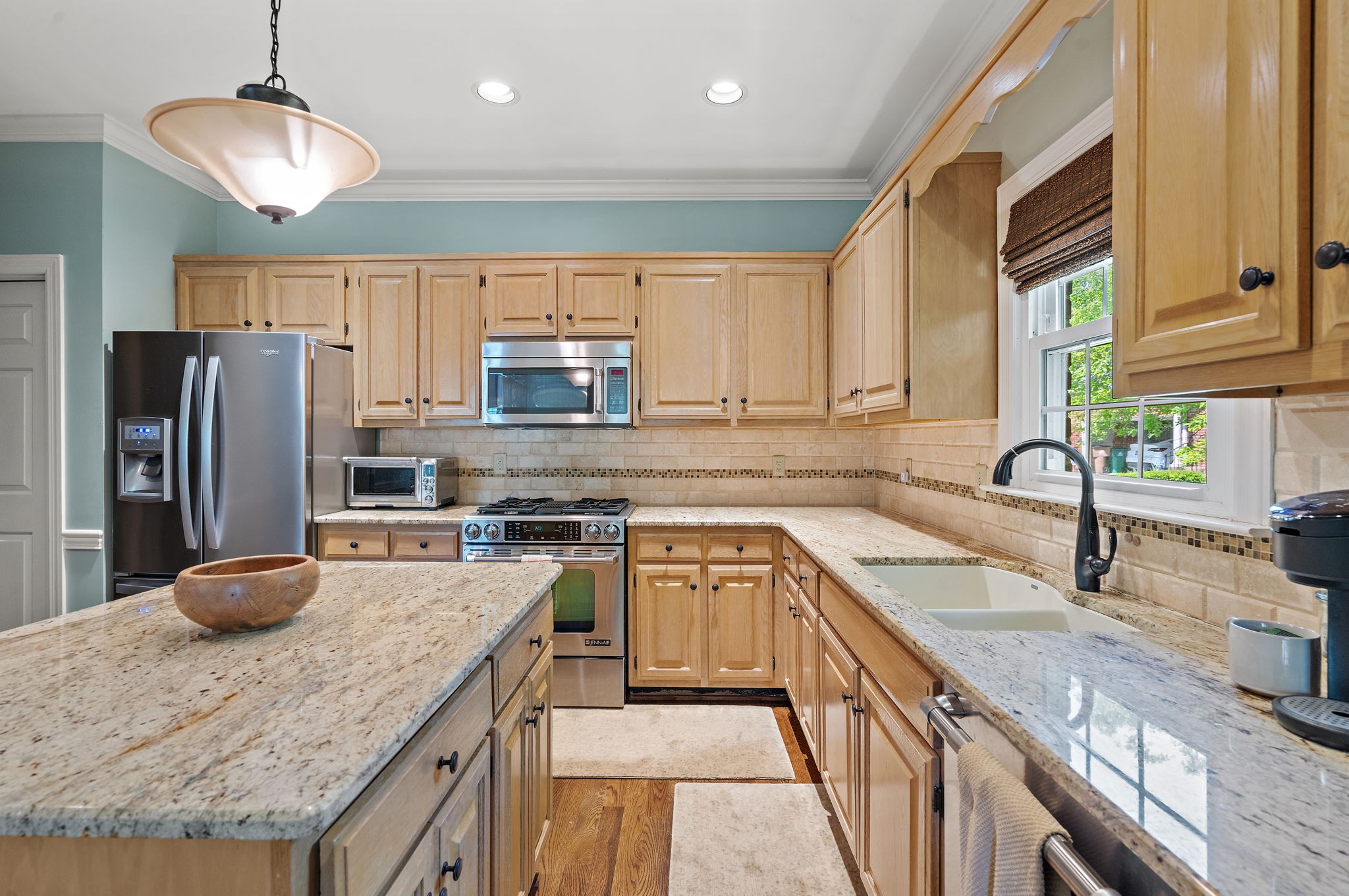 102 Braxton Hill Ct