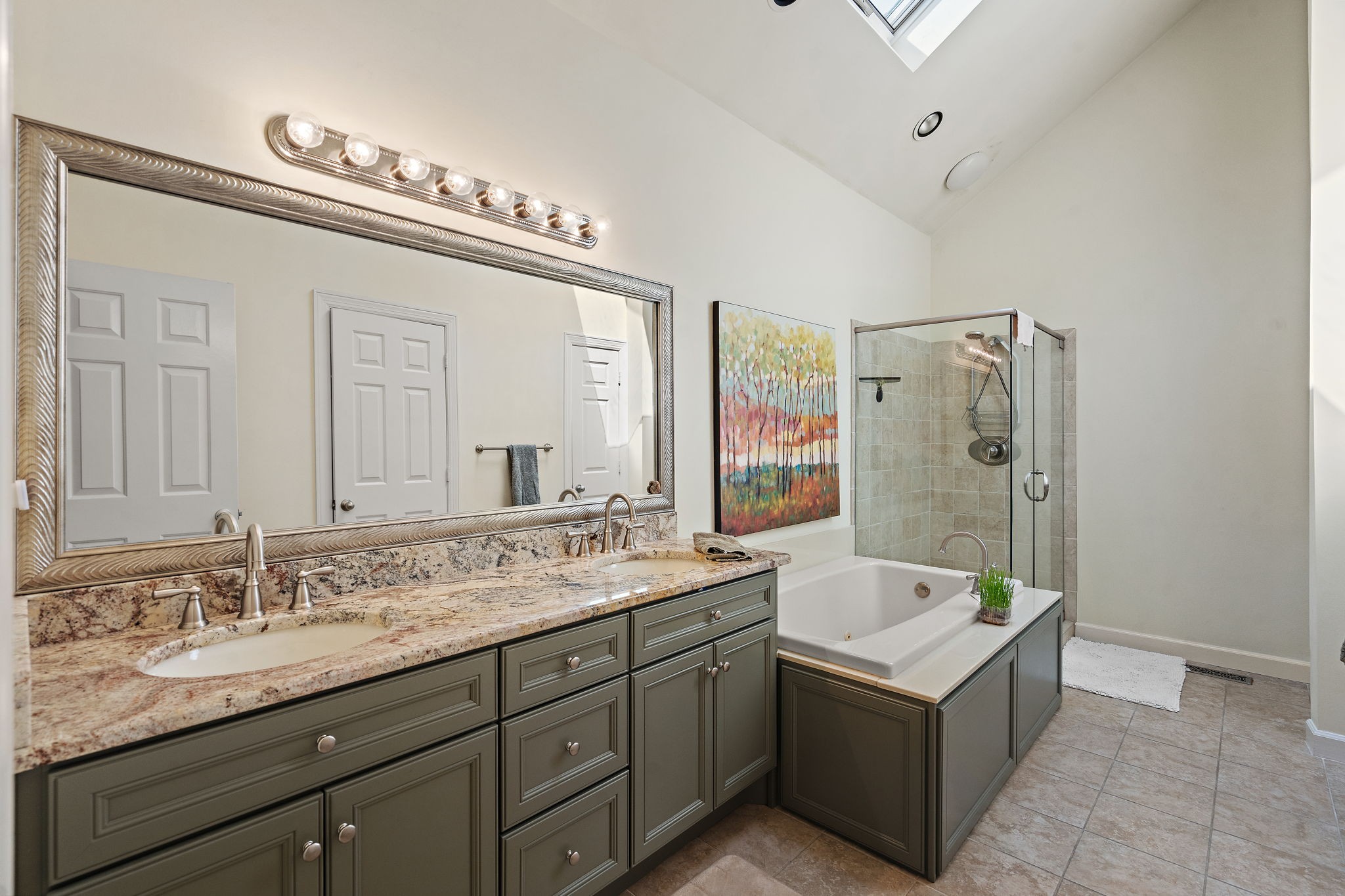 102 Braxton Hill Ct