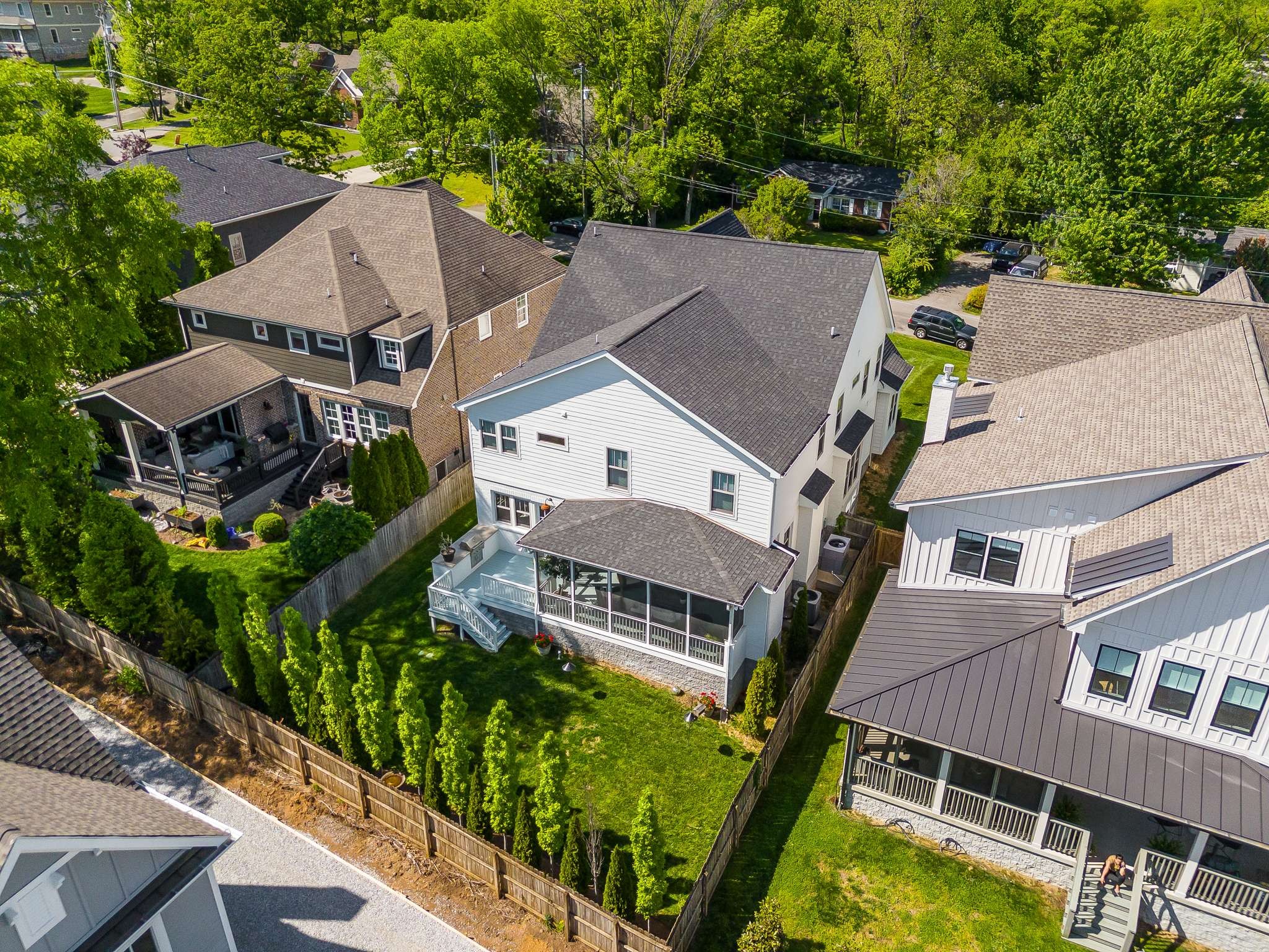 1723 Hillmont Dr