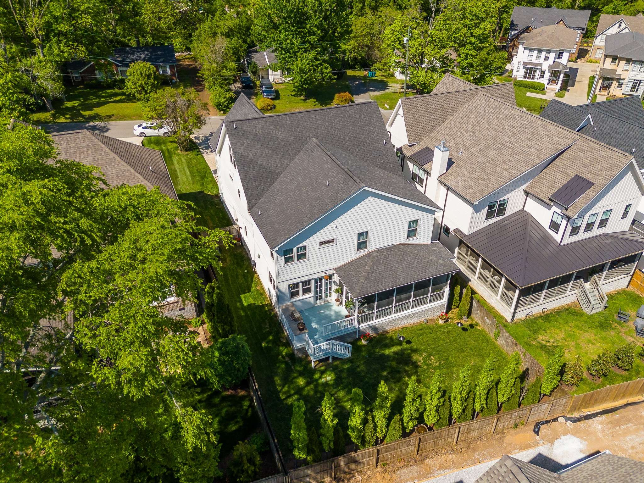 1723 Hillmont Dr