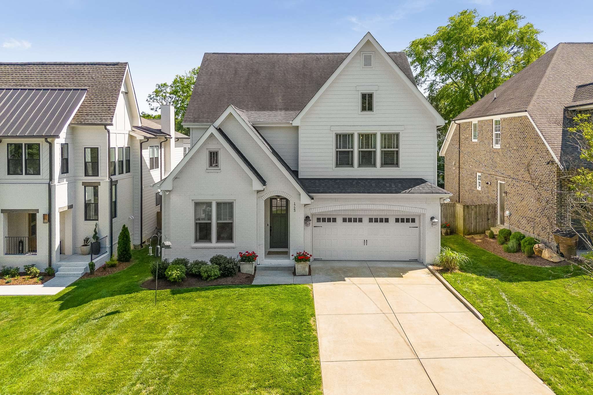 1723 Hillmont Dr