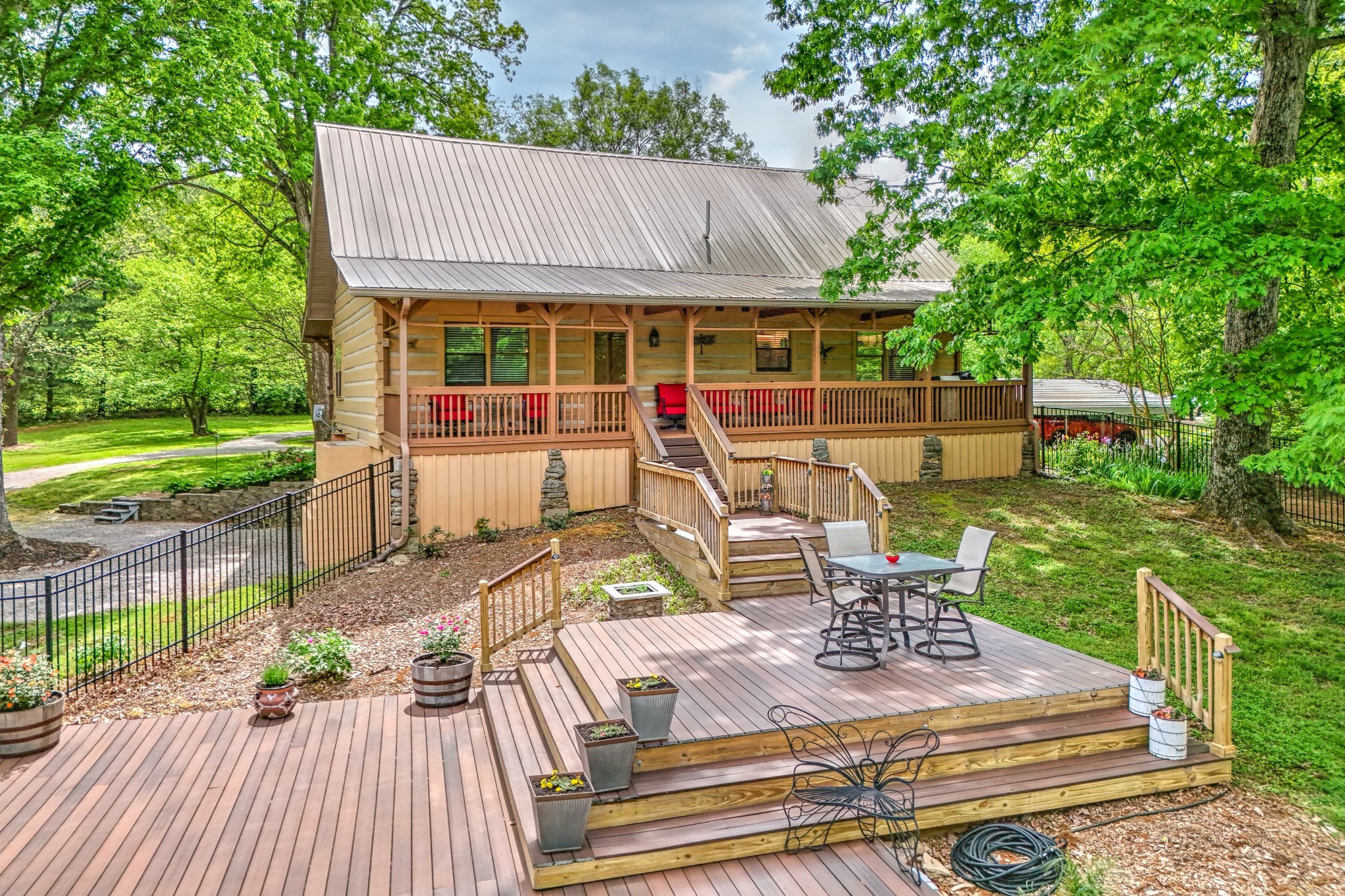 1708 Sugar Ridge Rd