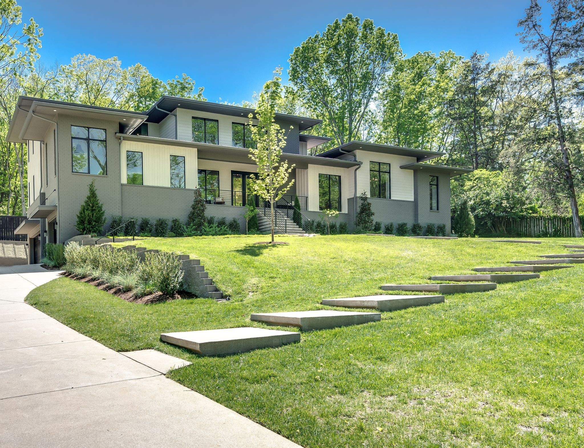 1109 Sparta Rd