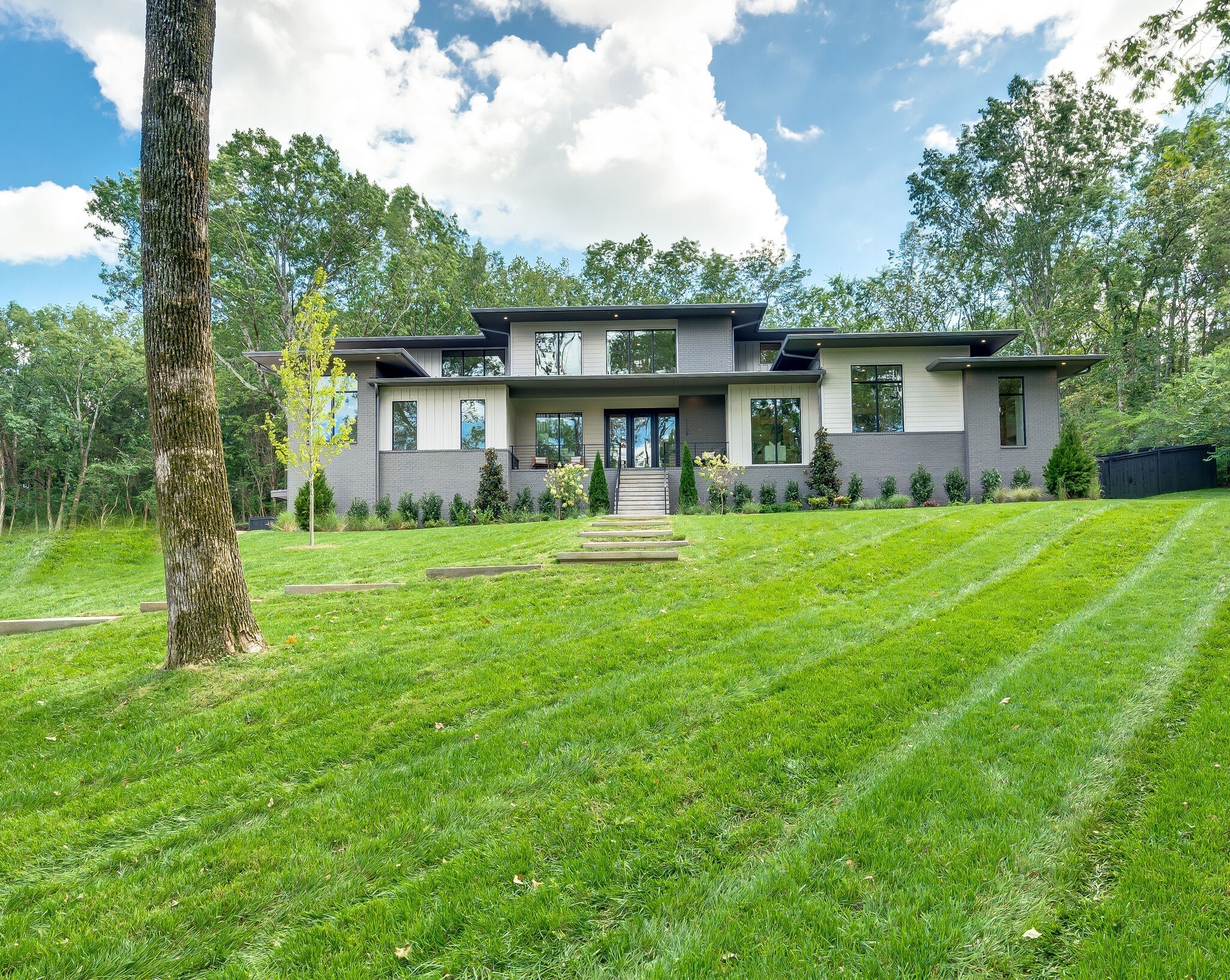 1109 Sparta Rd