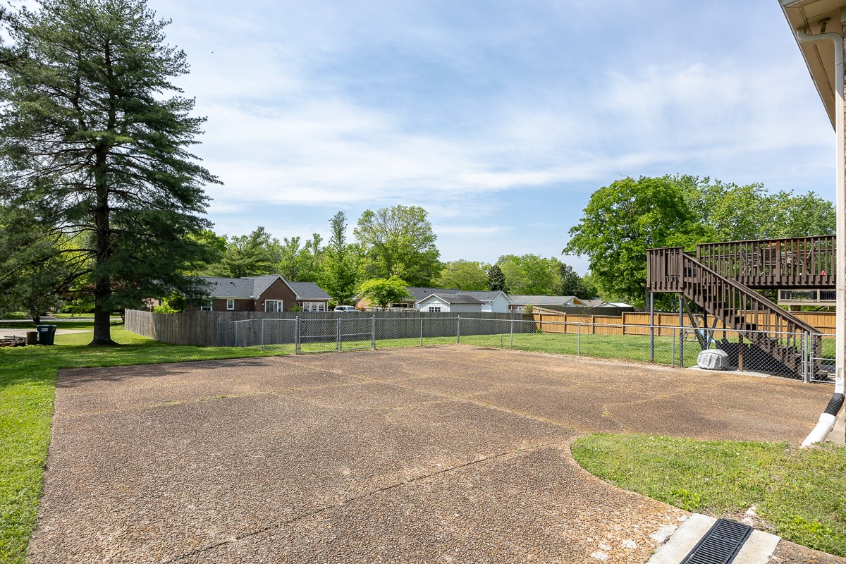 705 Baugh Rd