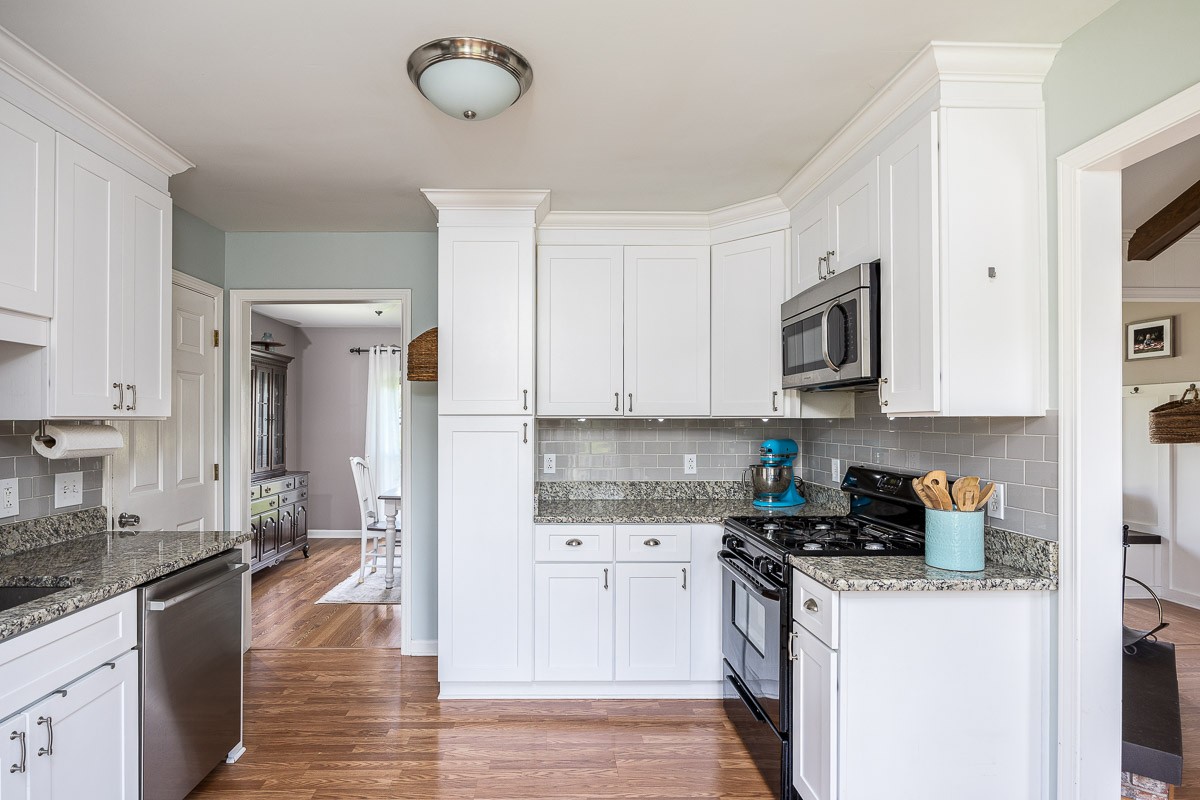705 Baugh Rd