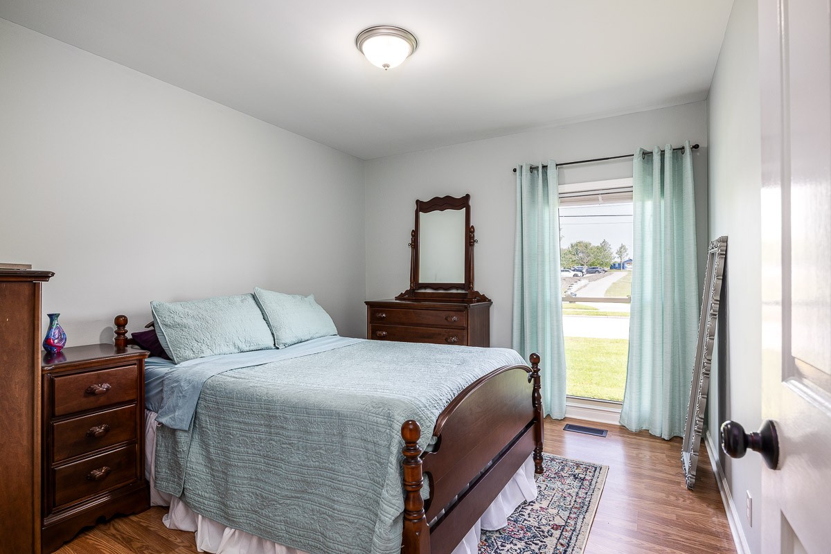 705 Baugh Rd