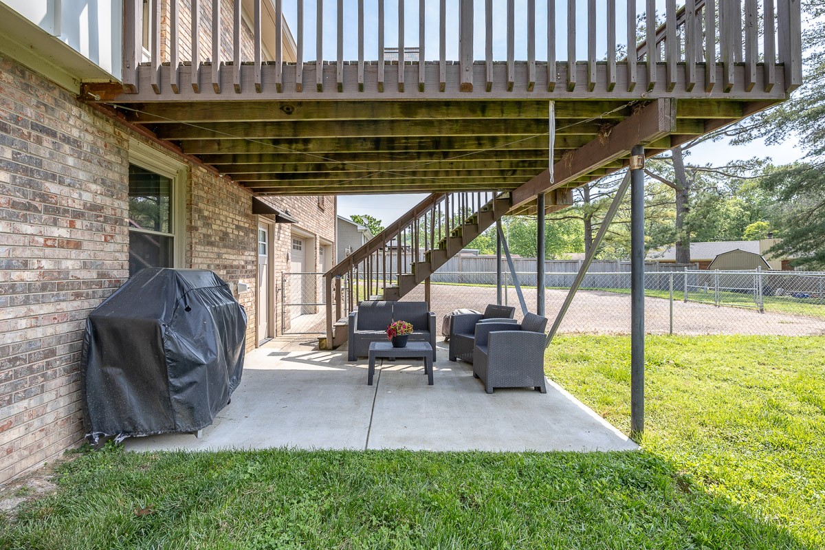 705 Baugh Rd