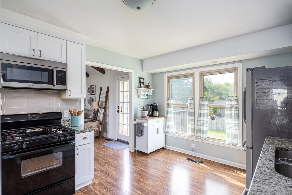 705 Baugh Rd