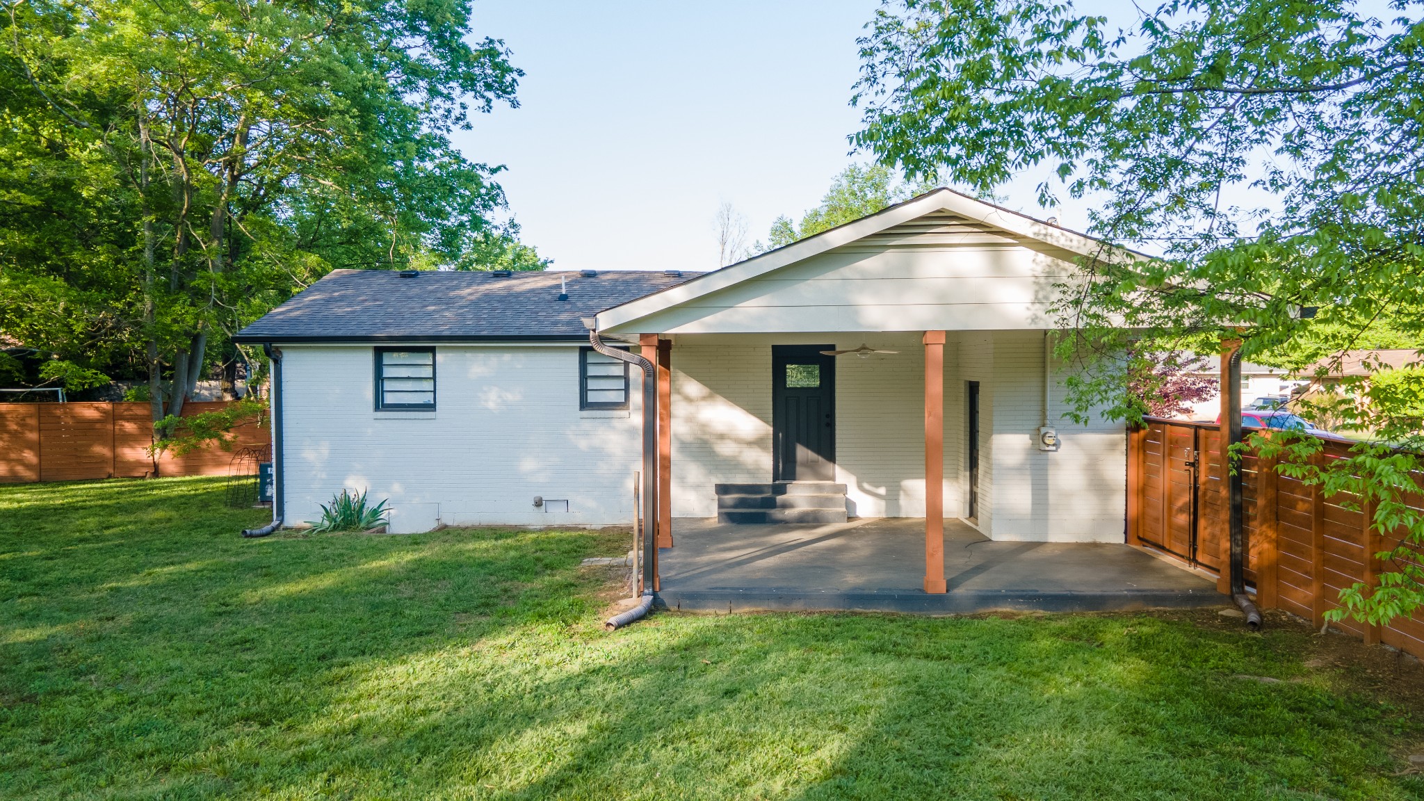 3205 Crislynndale Dr